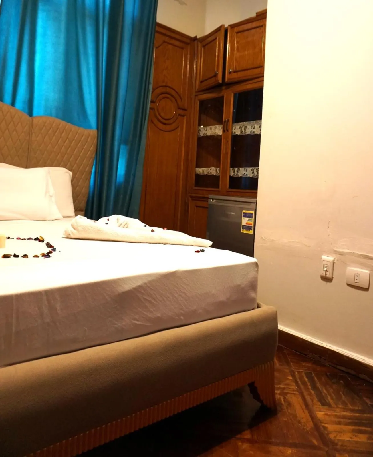 Bed in New Abdeen palace hostel