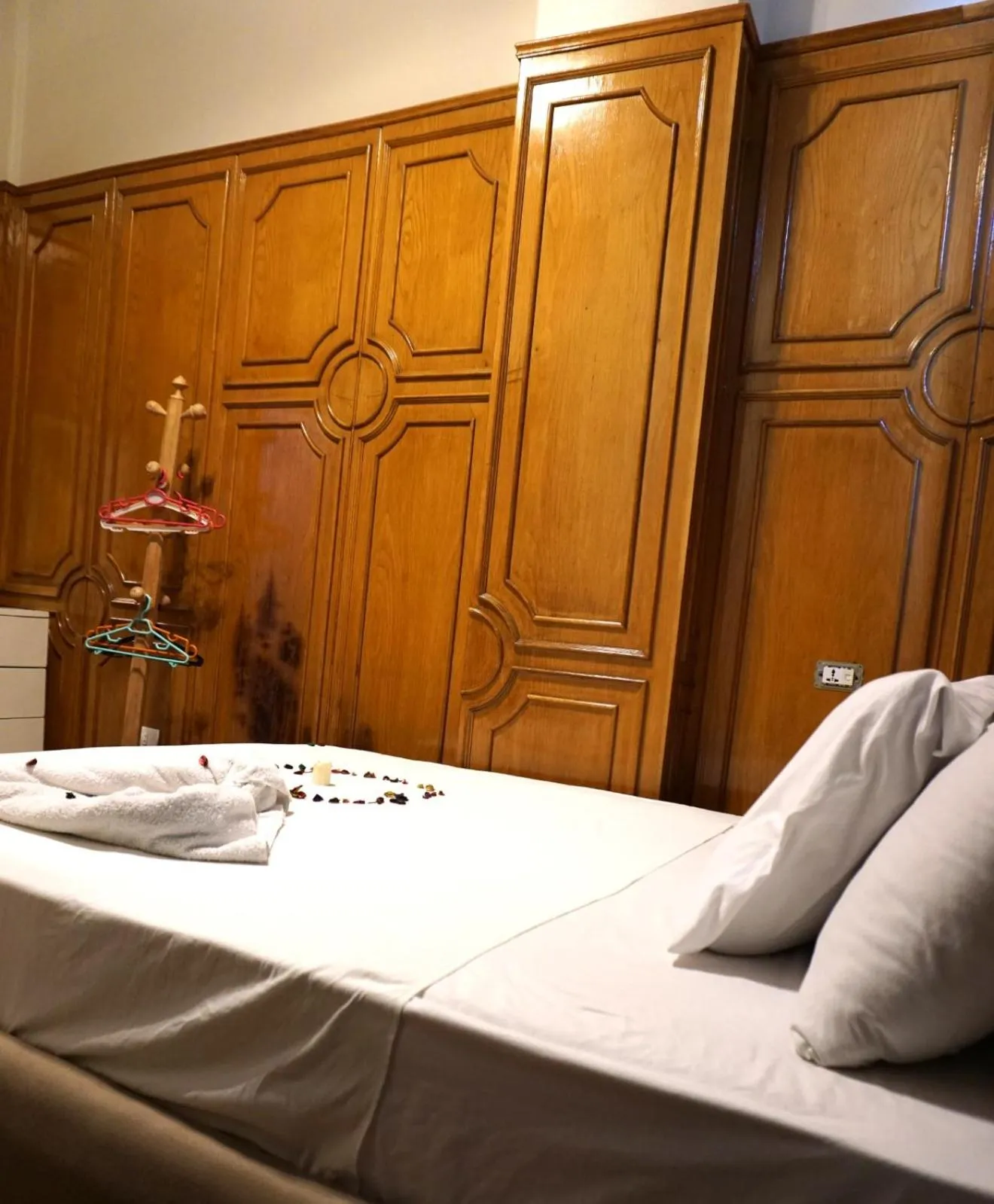 Bed in New Abdeen palace hostel