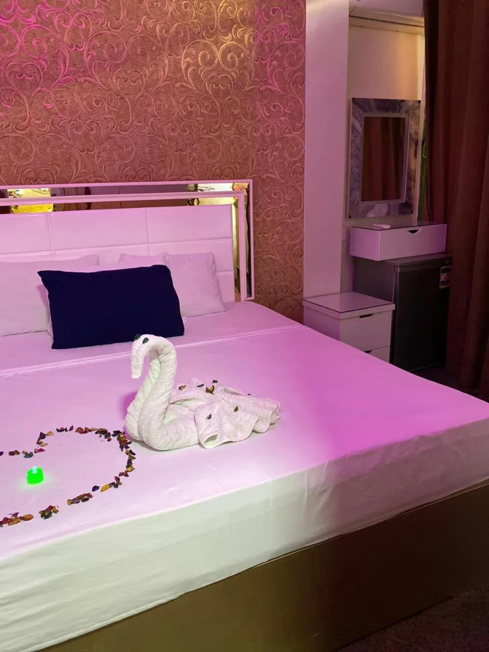 Bed in New Abdeen palace hostel