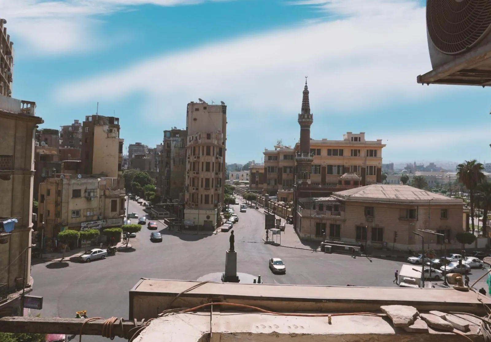 Day in New Abdeen palace hostel