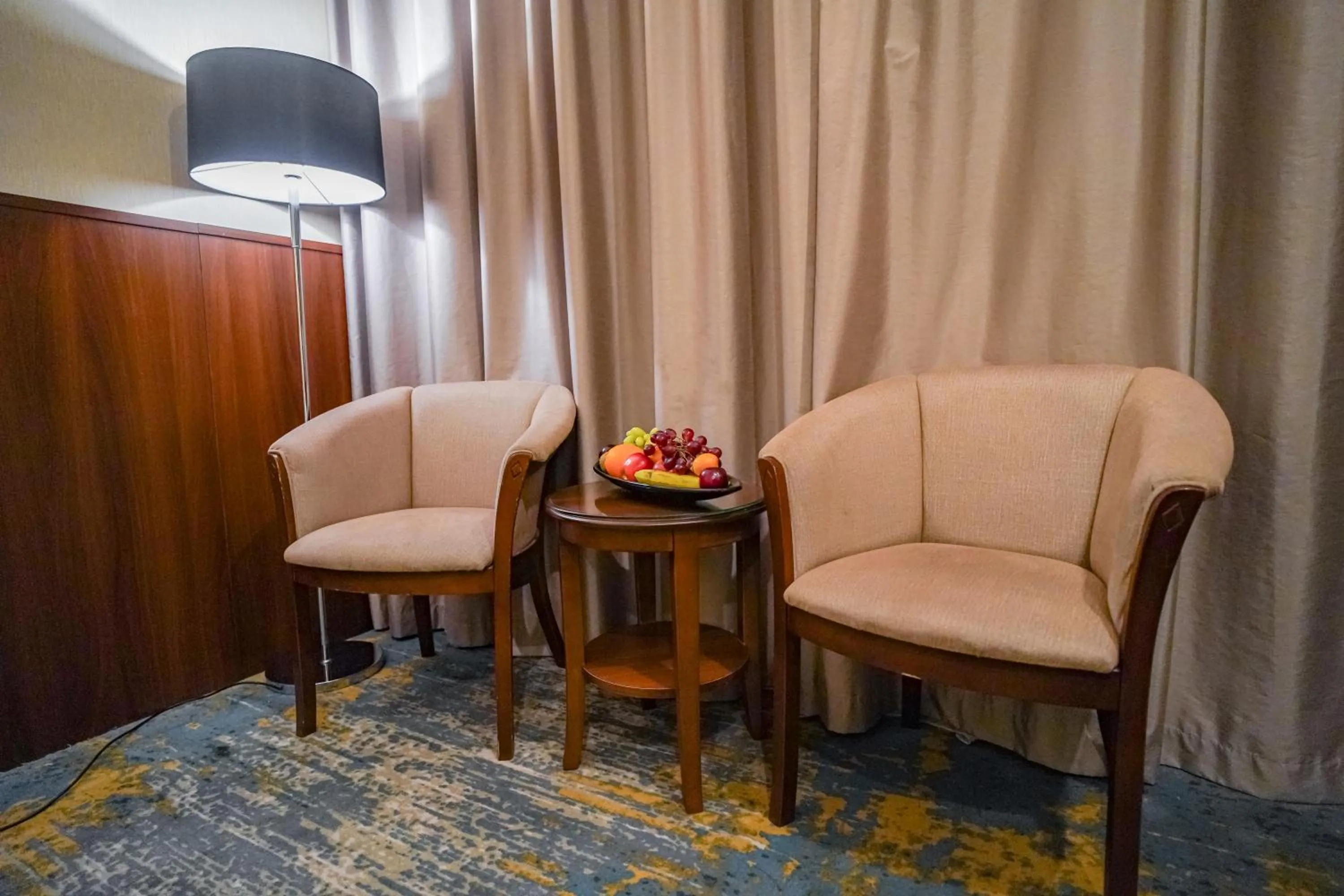 Living room in Emaar Elite Hotel