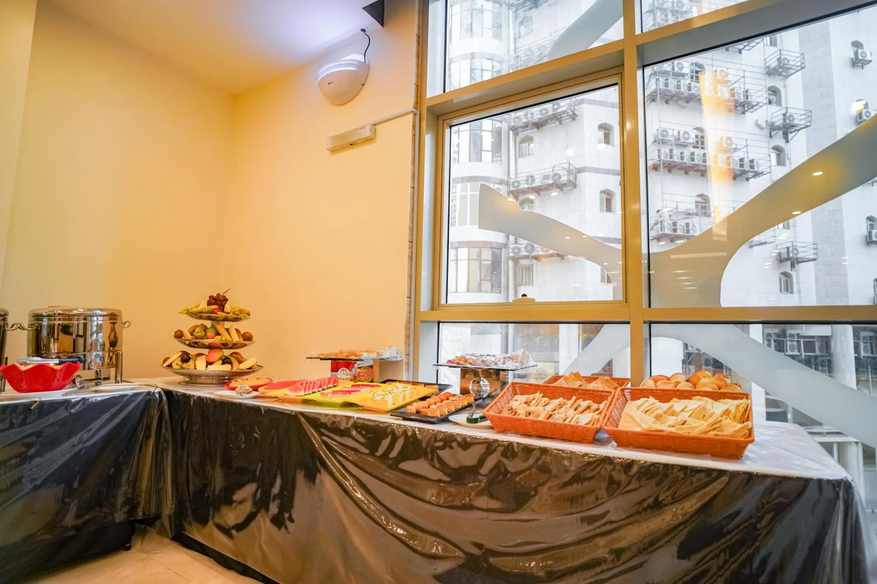 Food and drinks in Emaar Elite Hotel