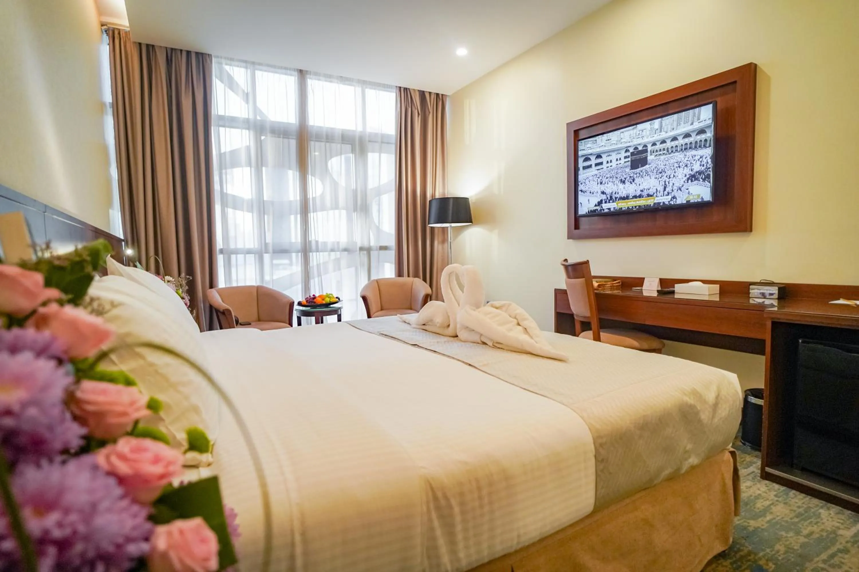 Bed in Emaar Elite Hotel