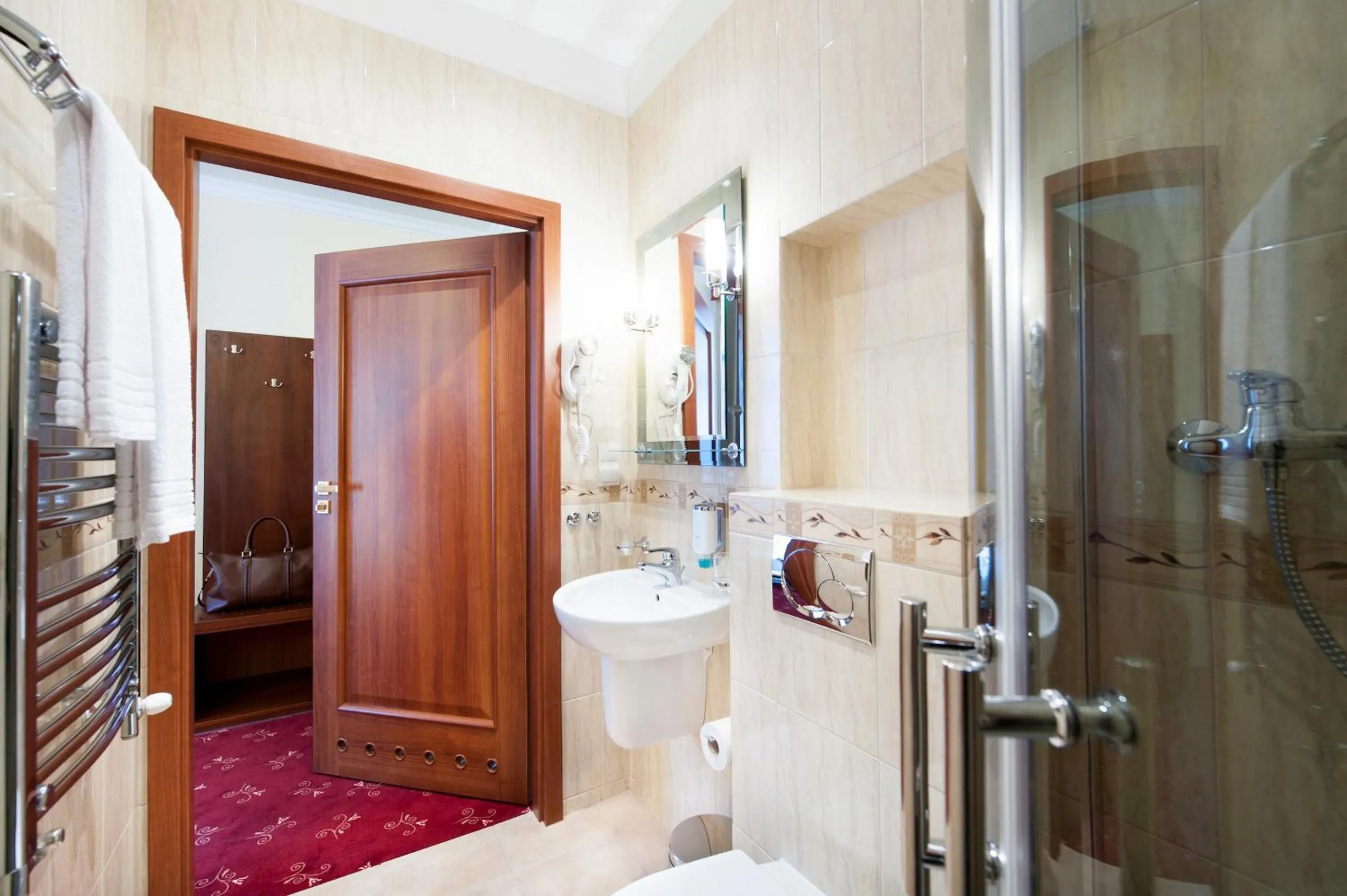 Bathroom in Resort de Esperanto Sanatorium Uzdrowiskowe