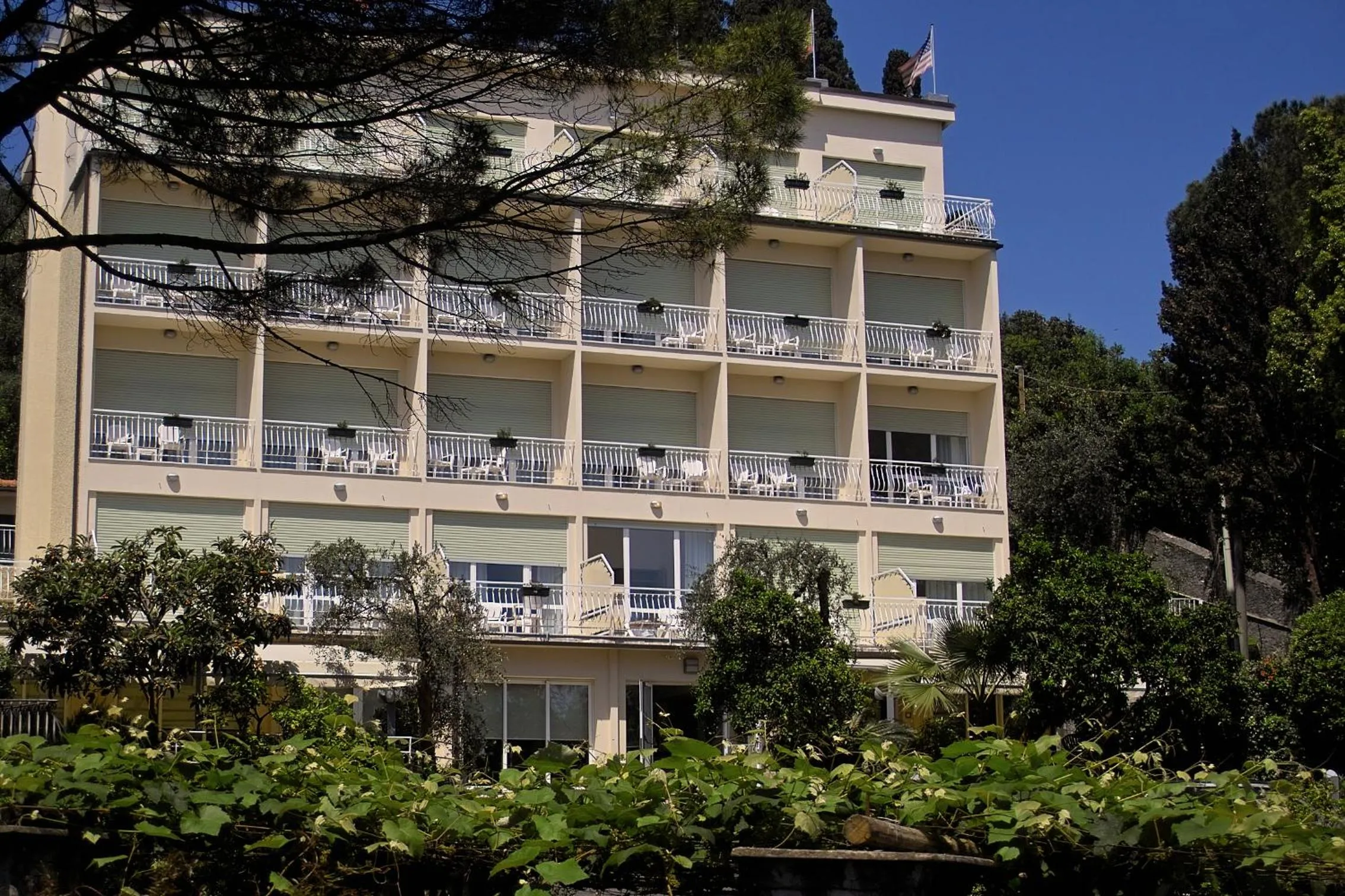 Facade/entrance in Hotel L'Approdo