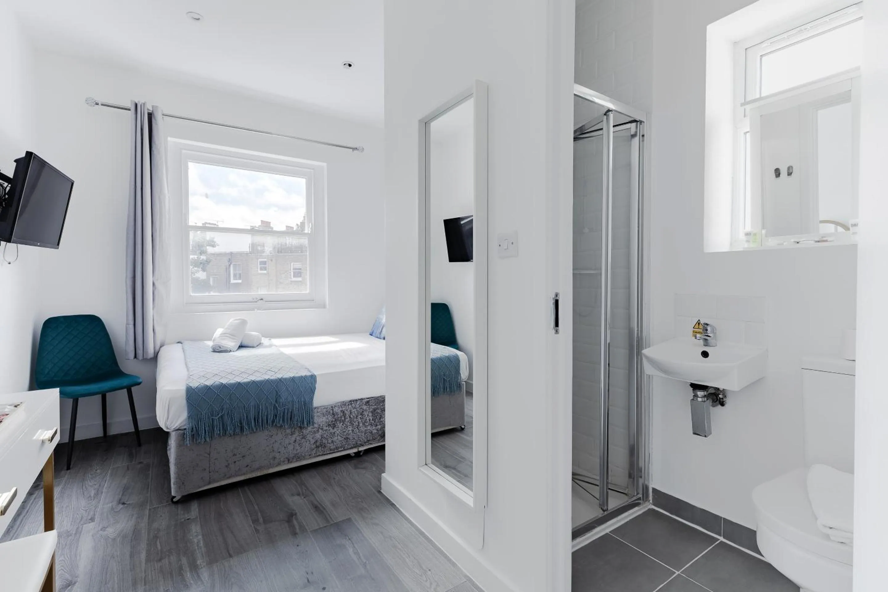 Bedroom, Bed in Wembar Hotel