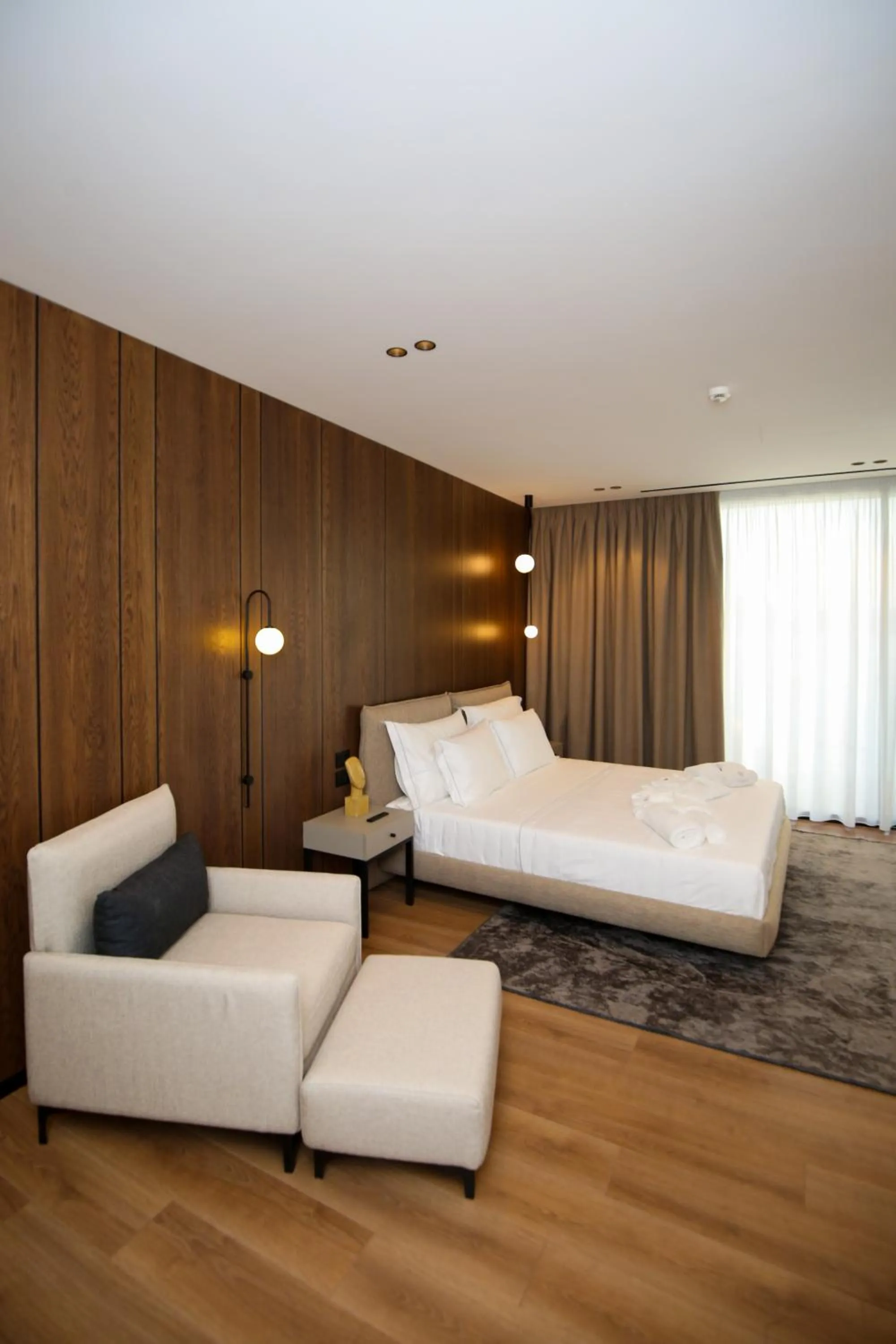 Living room, Bed in Nobus Hotel & Spa