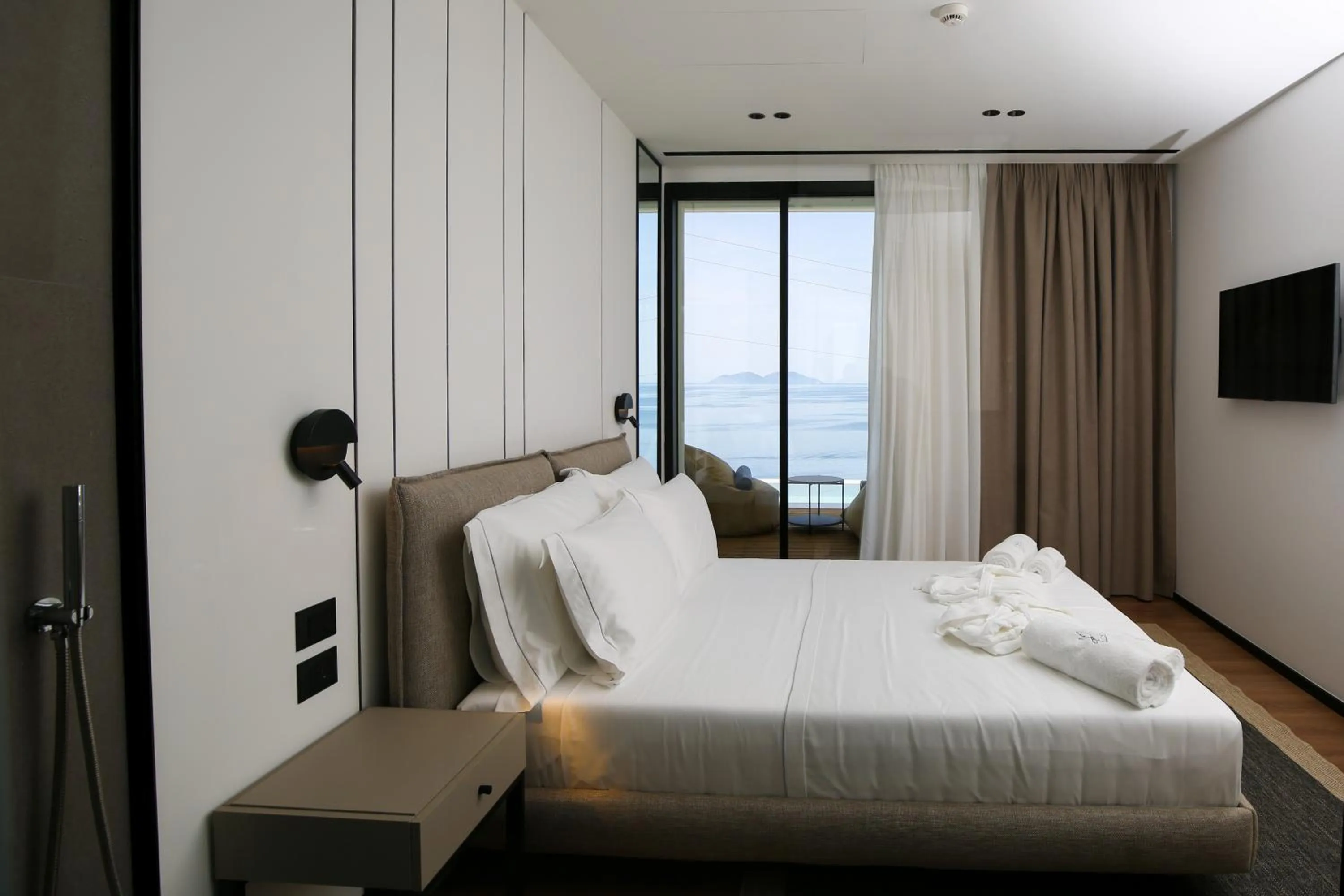 Bedroom, Bed in Nobus Hotel & Spa