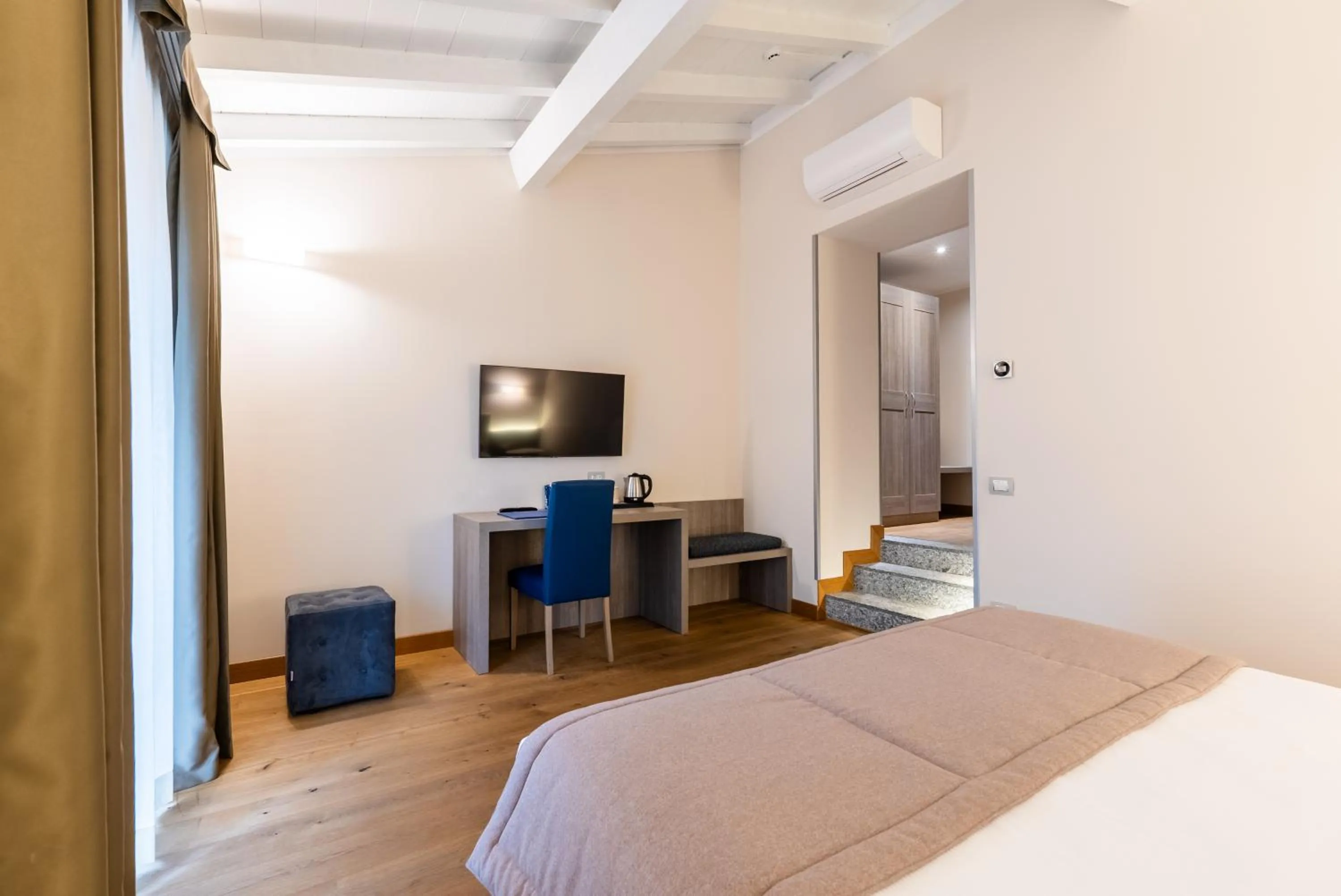 Bed in Hotel Centrale