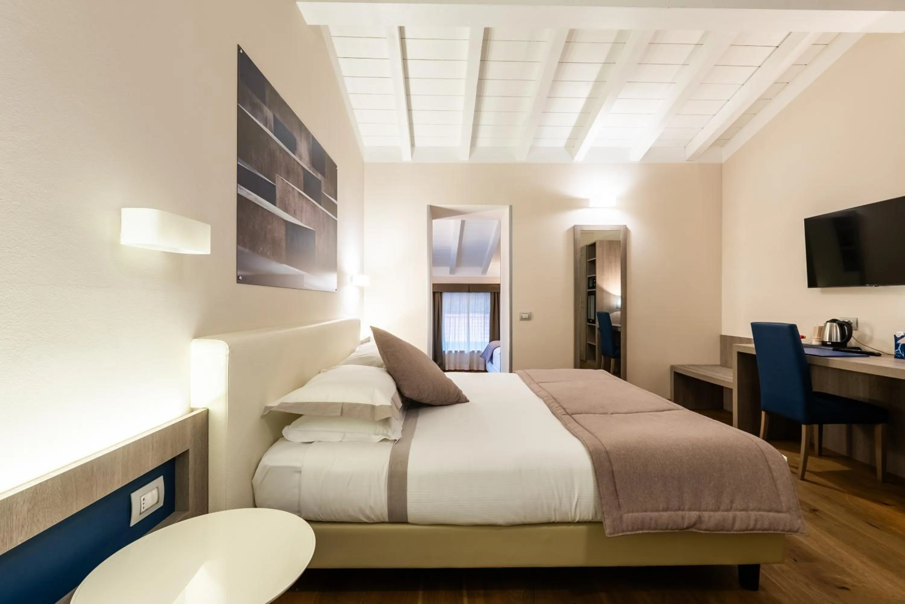 Bed in Hotel Centrale