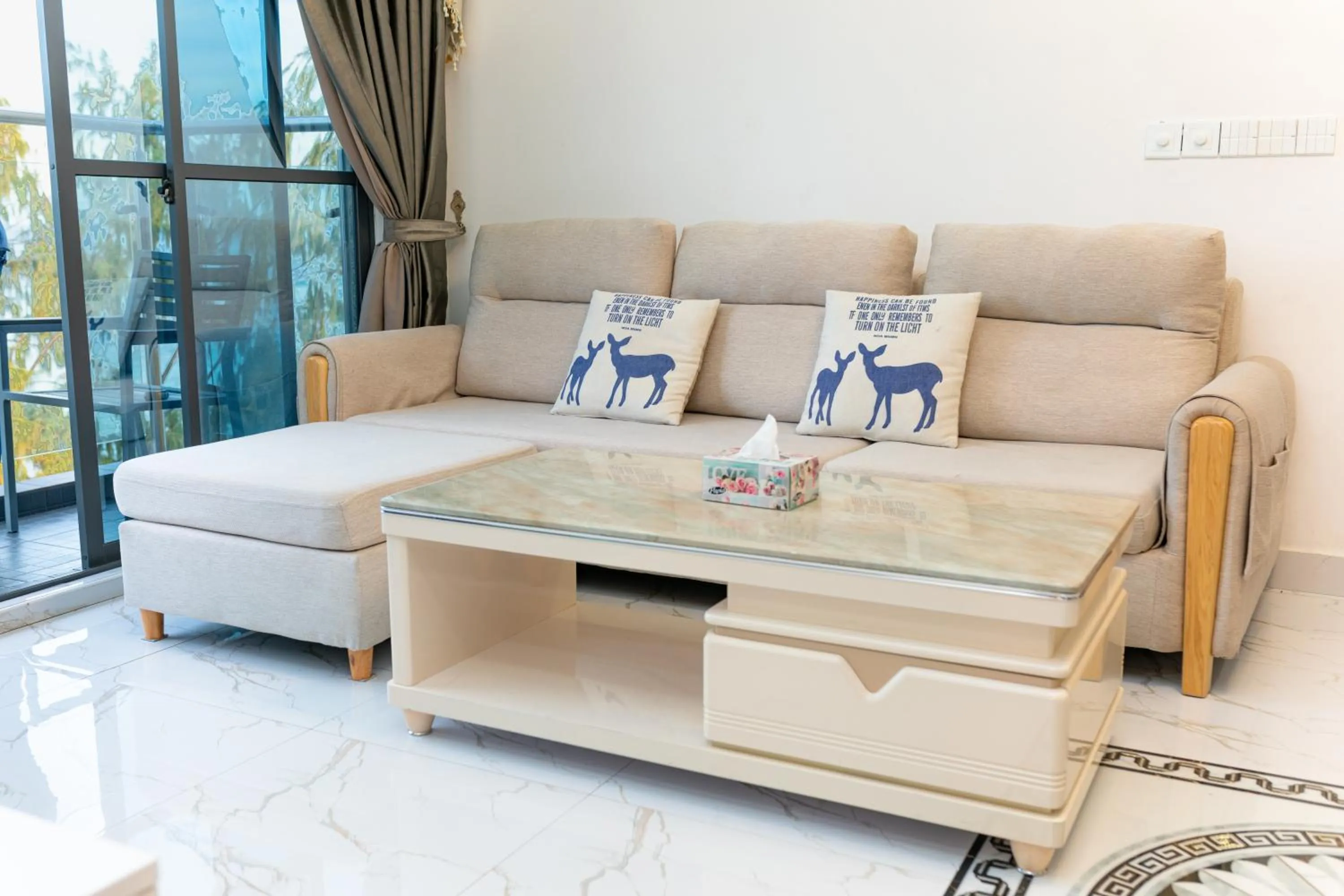 Living room in White Beach Holiday at Hulhumale'