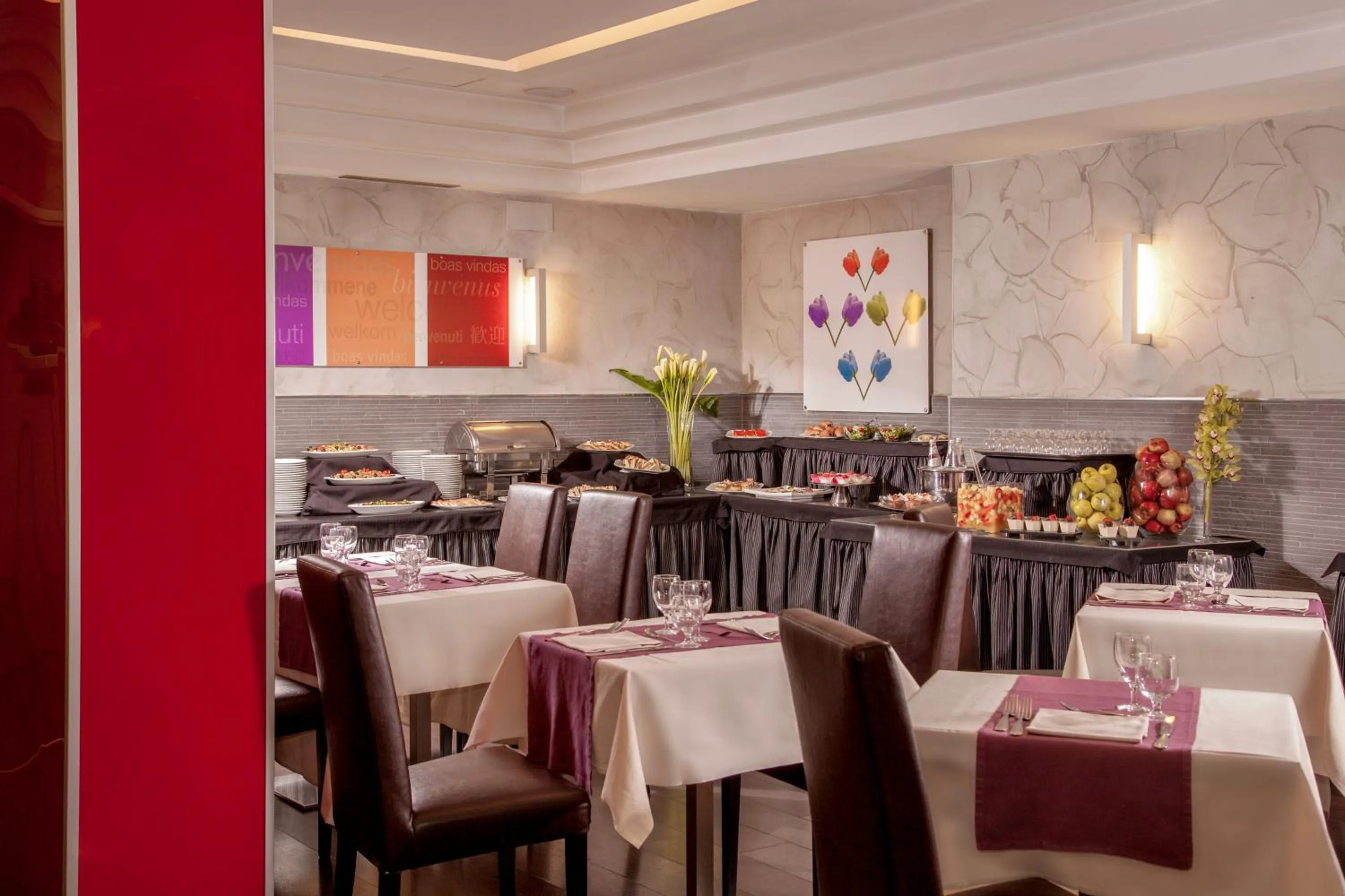 Restaurant/places to eat in Hotel Ariston