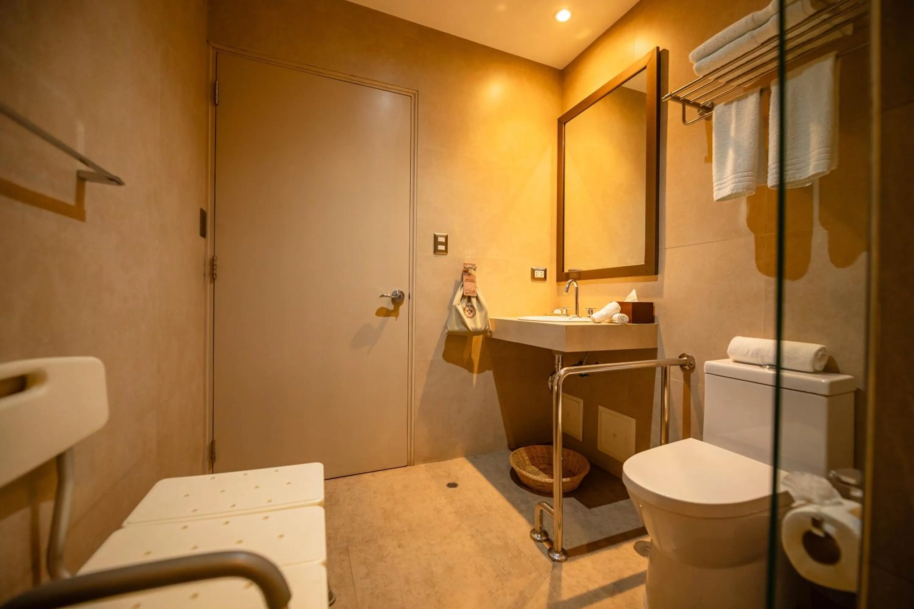 Bathroom in Saska Boutique Hotel