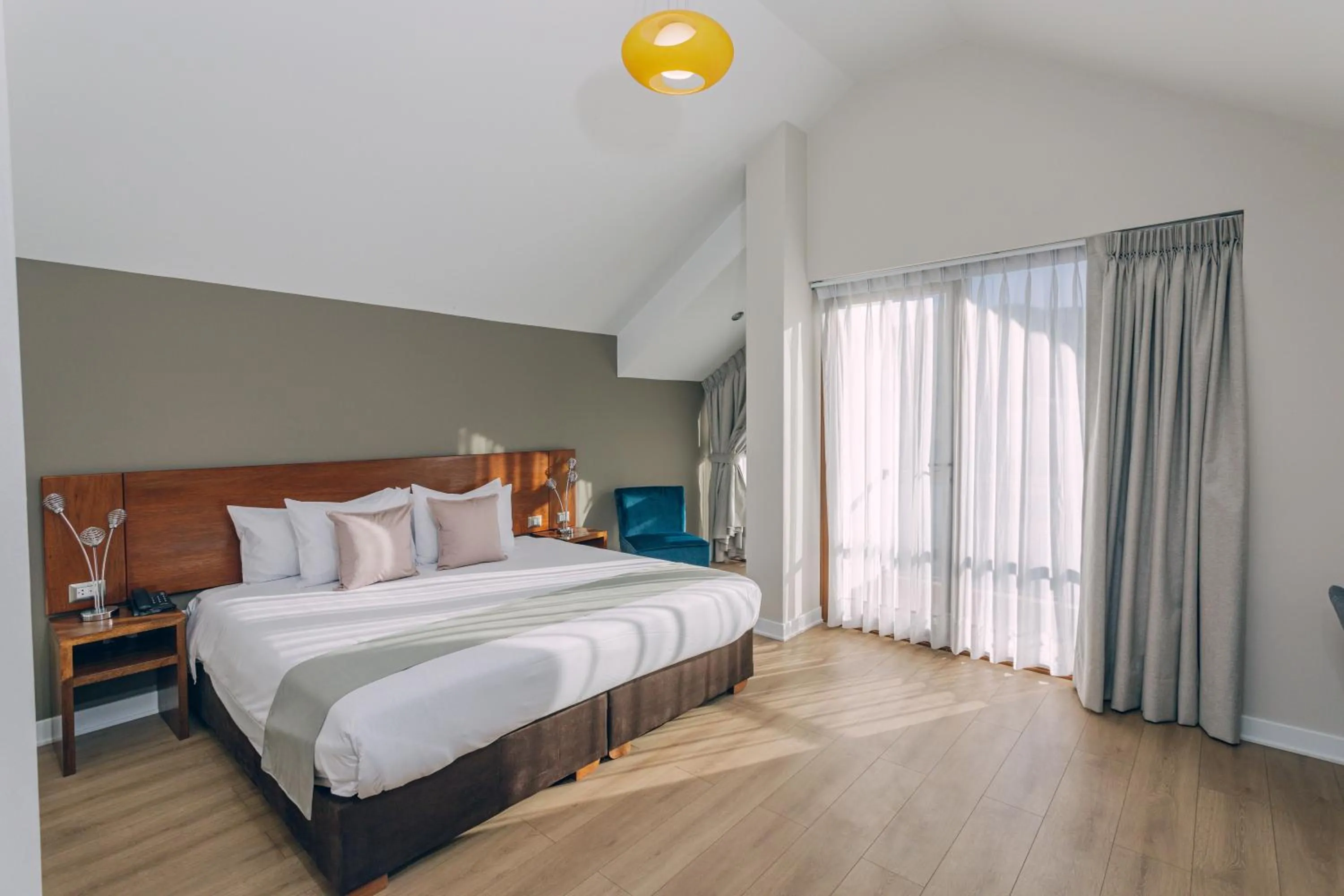 Bed in Saska Boutique Hotel