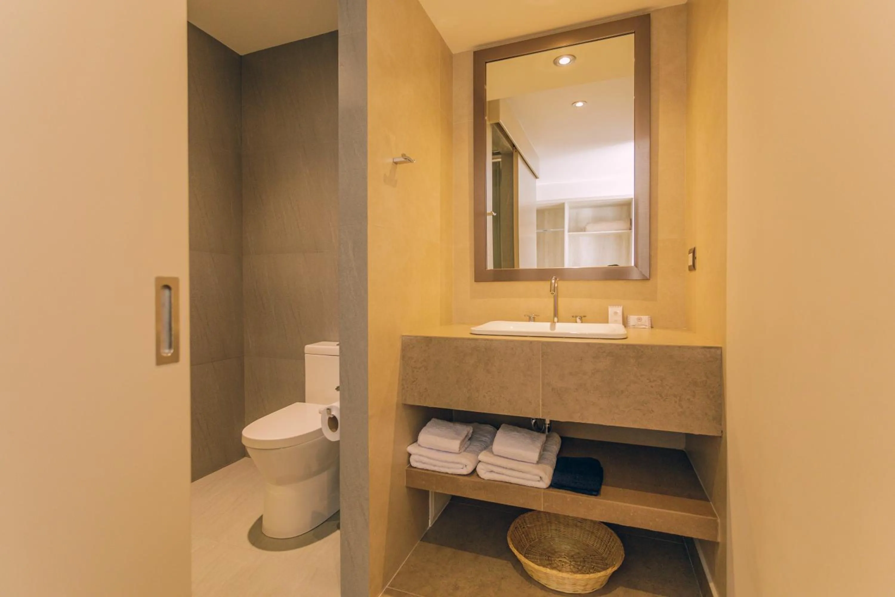 Bathroom in Saska Boutique Hotel