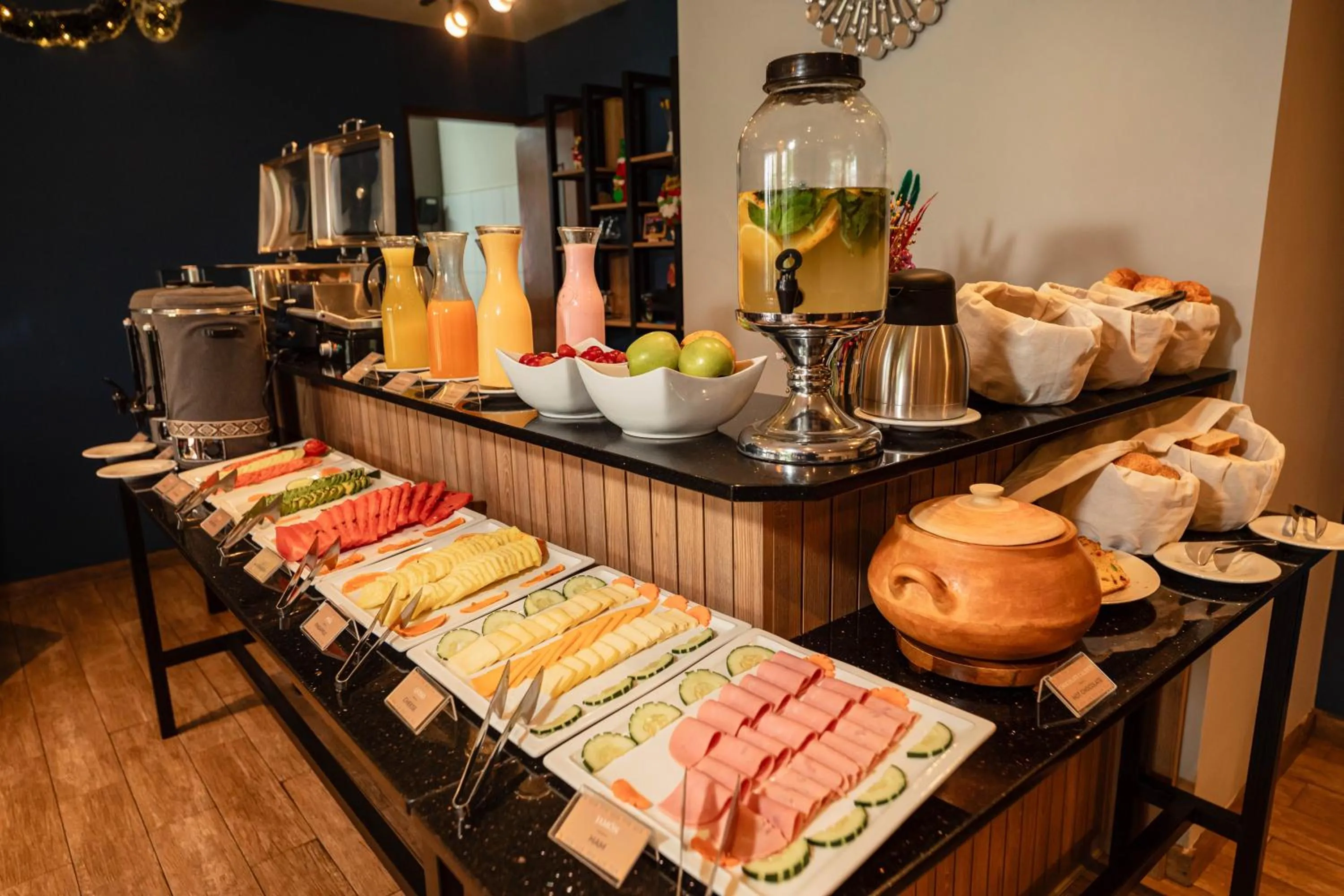 Buffet breakfast in Saska Boutique Hotel