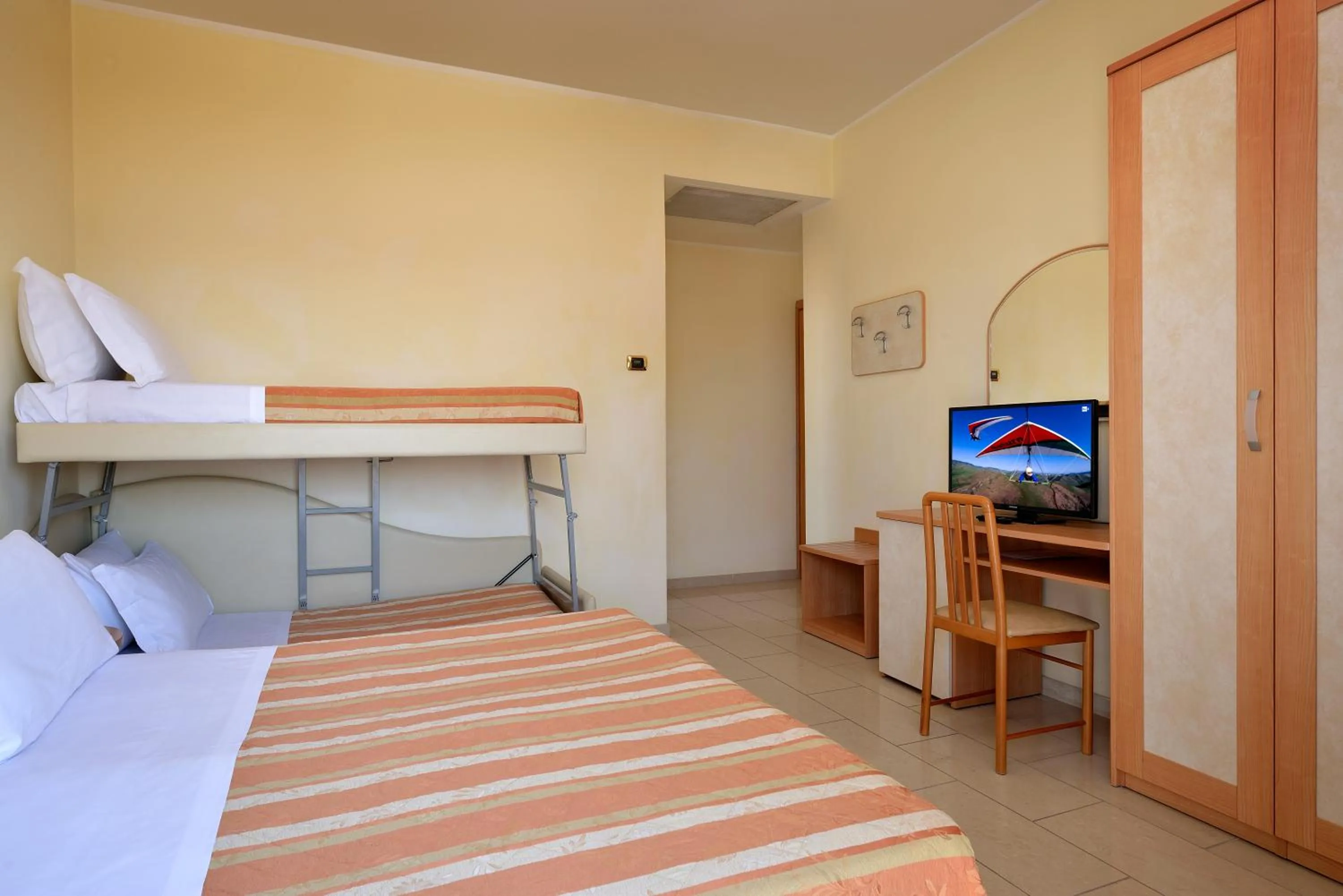 Bedroom, Bed in Hotel Elisir