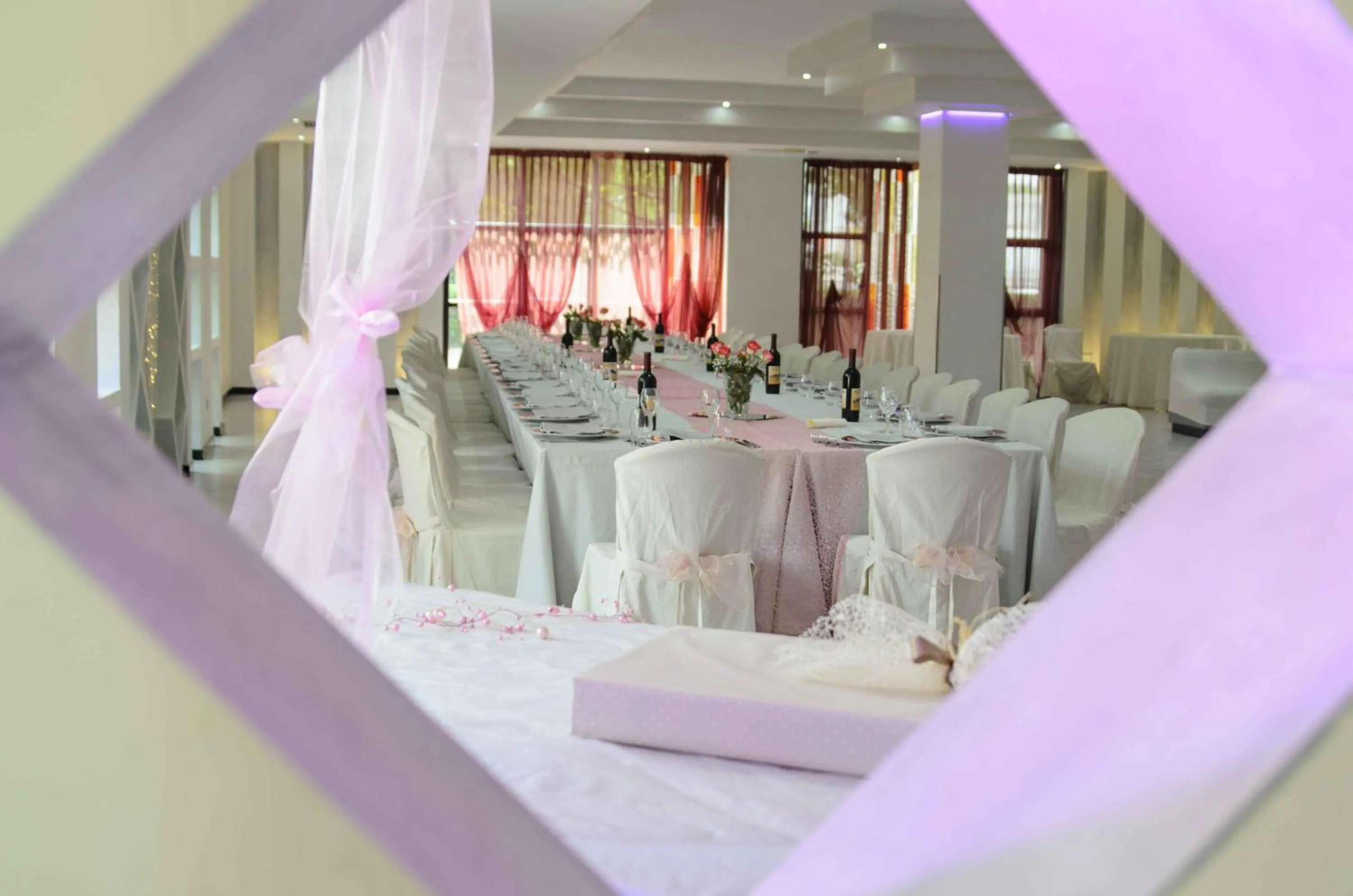 Restaurant/places to eat in Grand hotel irpinia & Family SPA