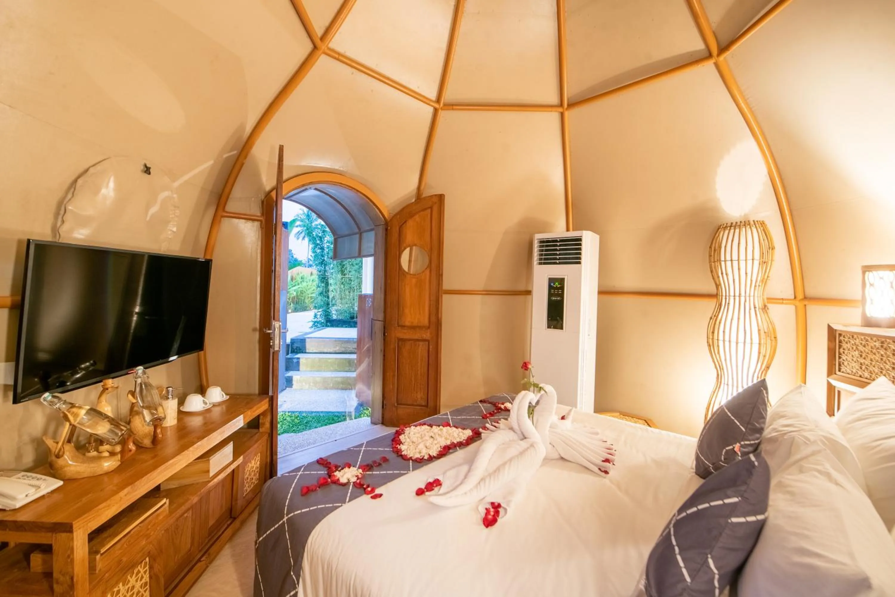 Bedroom, Bed in Triyana Resort and Glamping