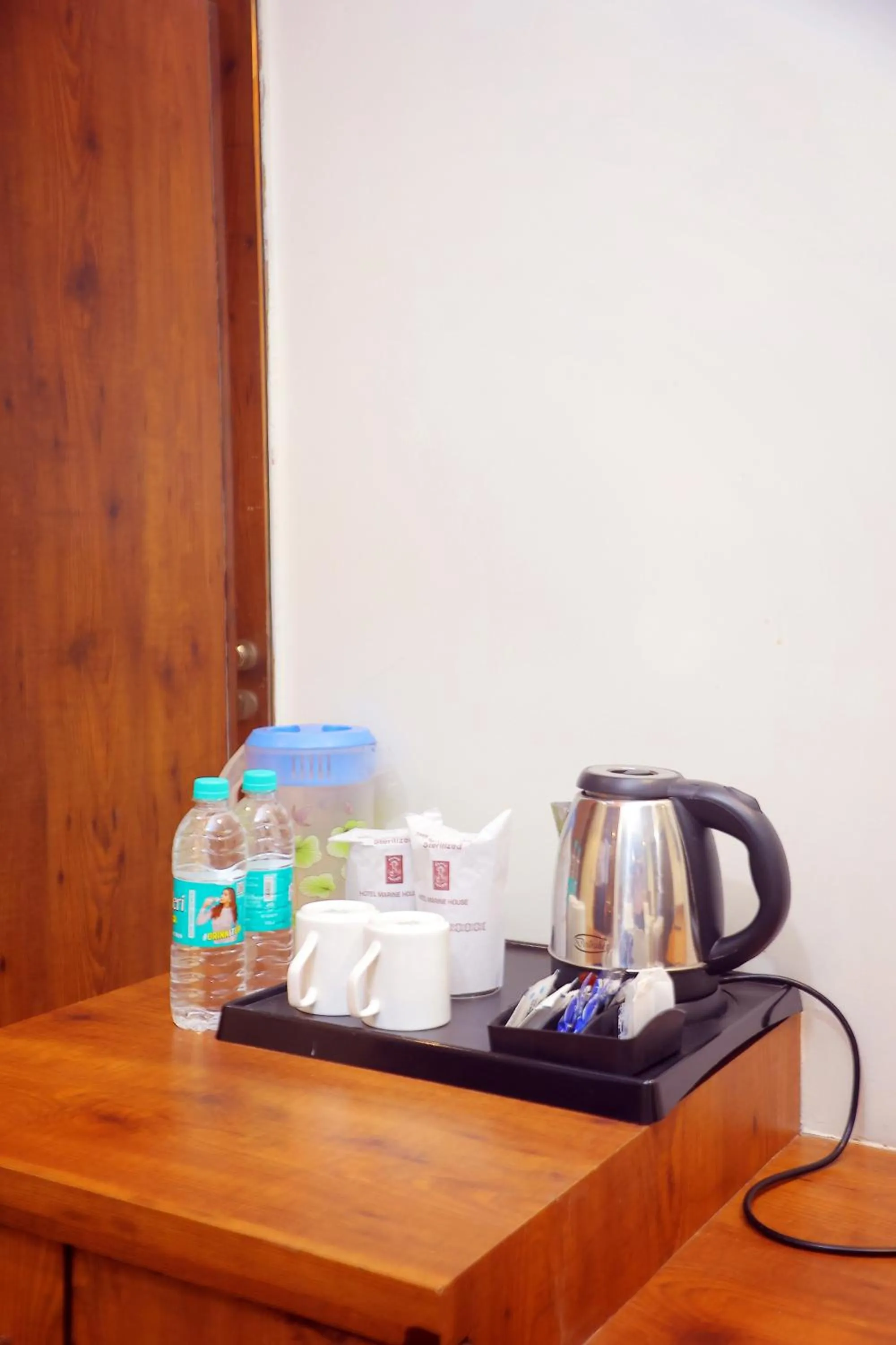 Coffee/tea facilities in Hotel Marine House