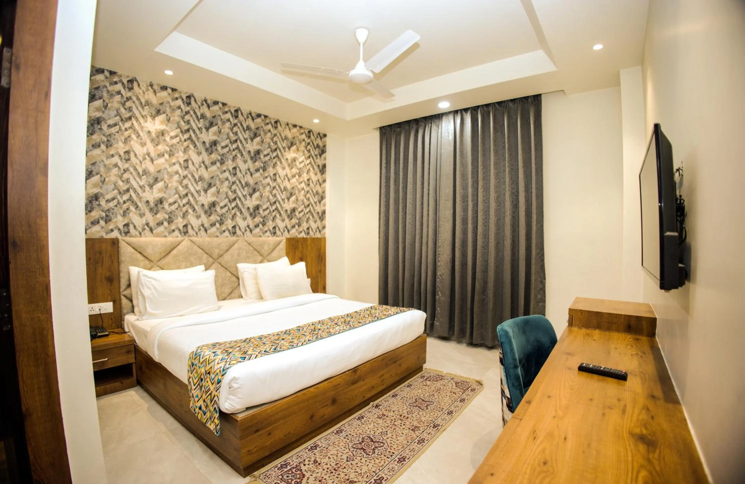 Bed in Hotel Marine House