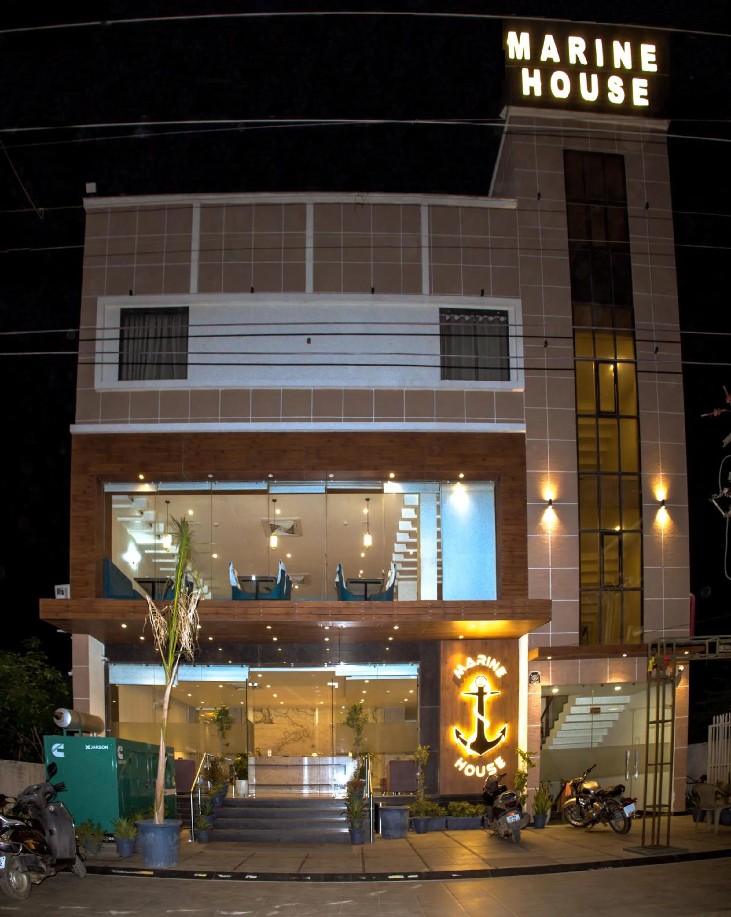 Property building in Hotel Marine House