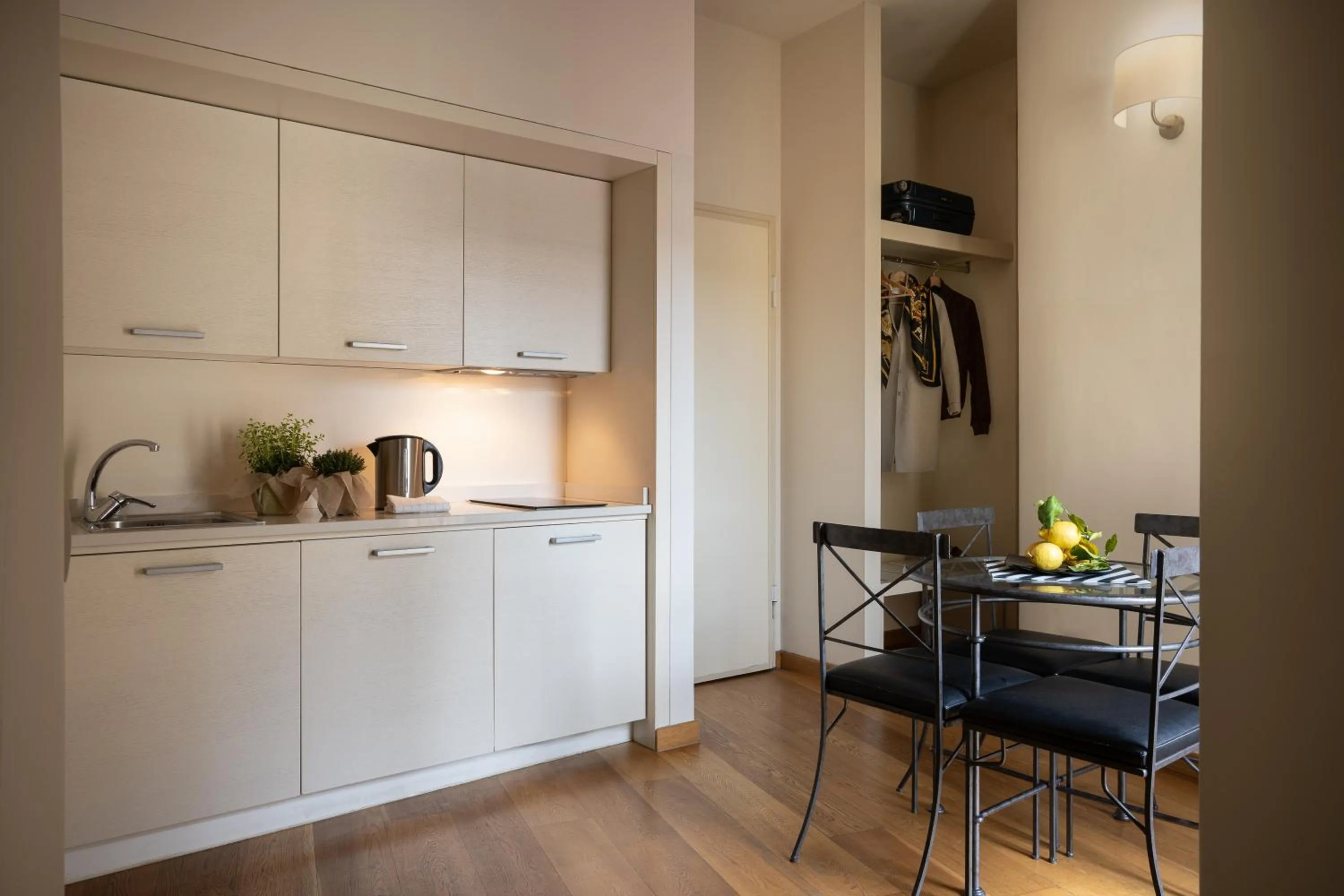 Kitchen or kitchenette in Relais Piazza Signoria