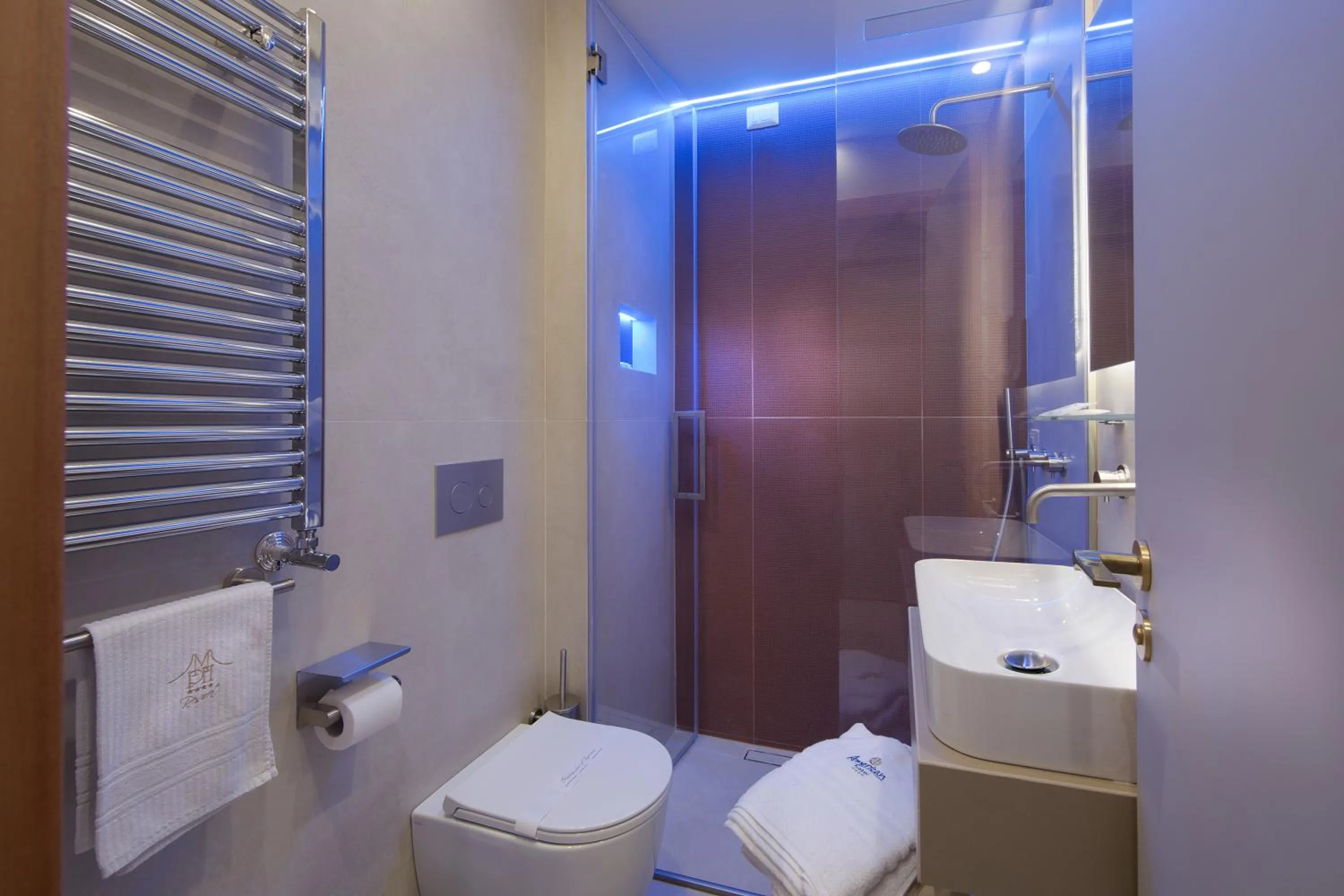 Bathroom in Montespina Park Hotel