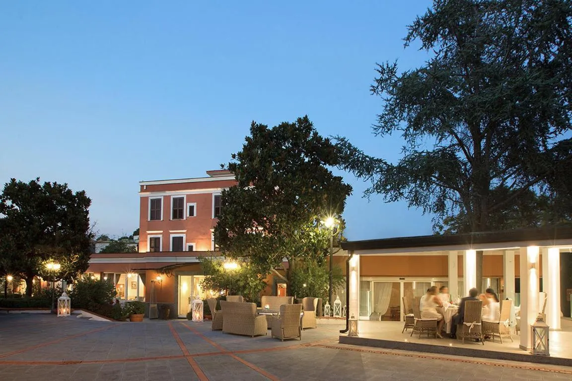 Property building in Montespina Park Hotel