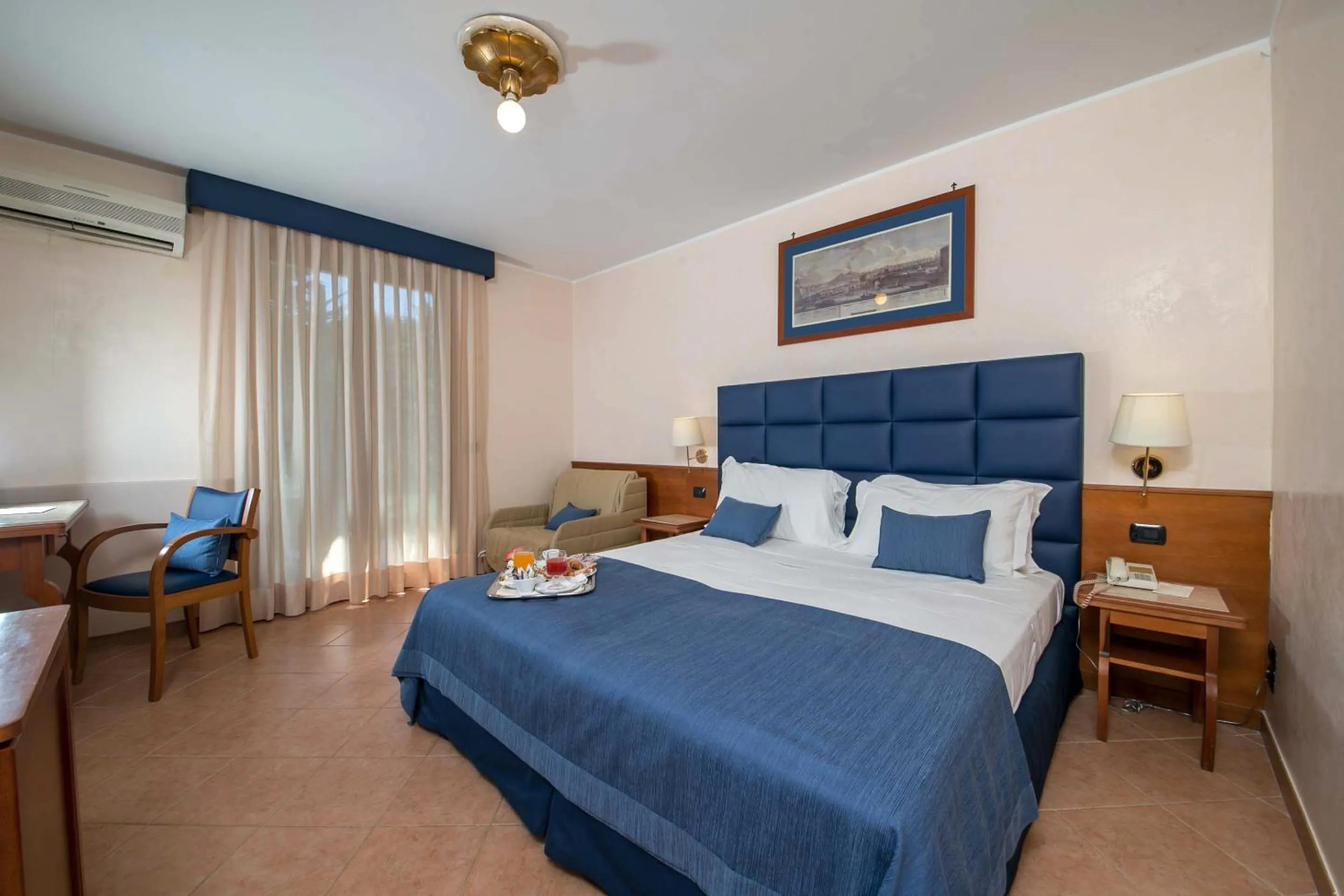 Photo of the whole room, Bed in Montespina Park Hotel