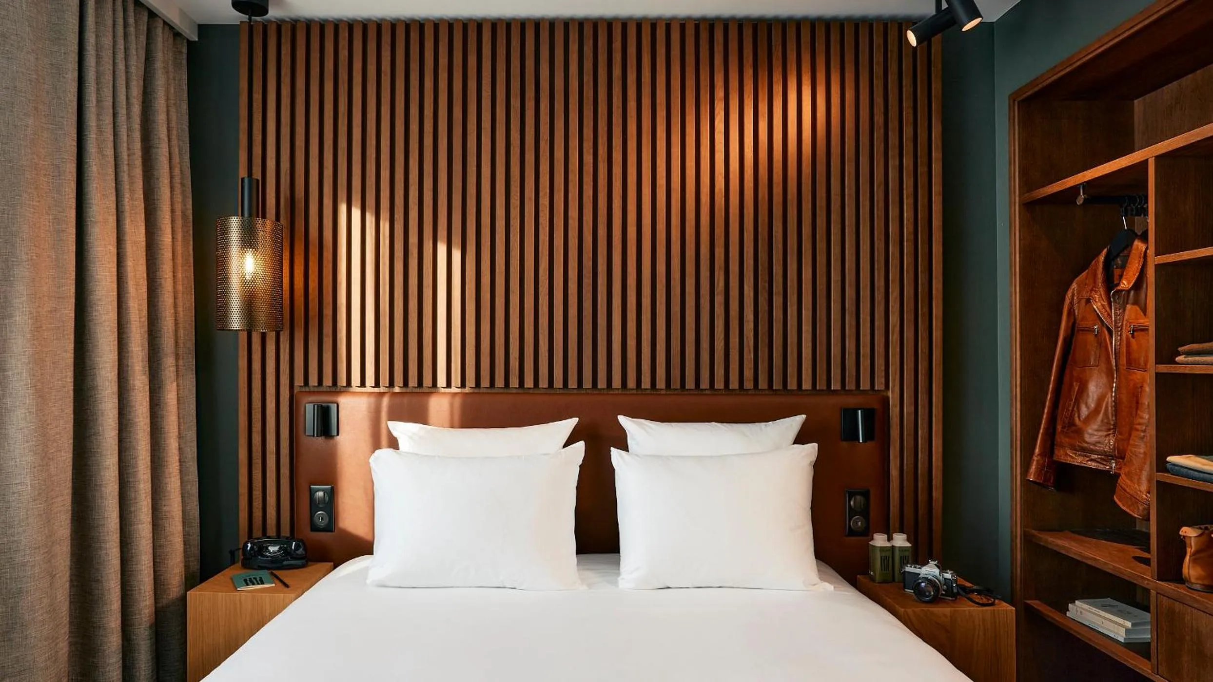 Bedroom, Bed in Le Bellune Paris