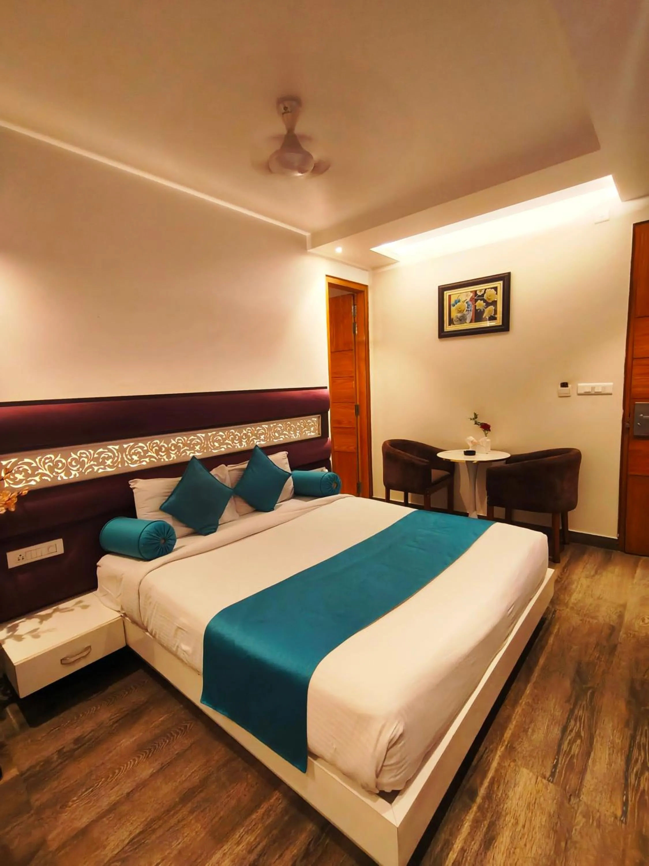 Bed in Hotel Gurveer Royal