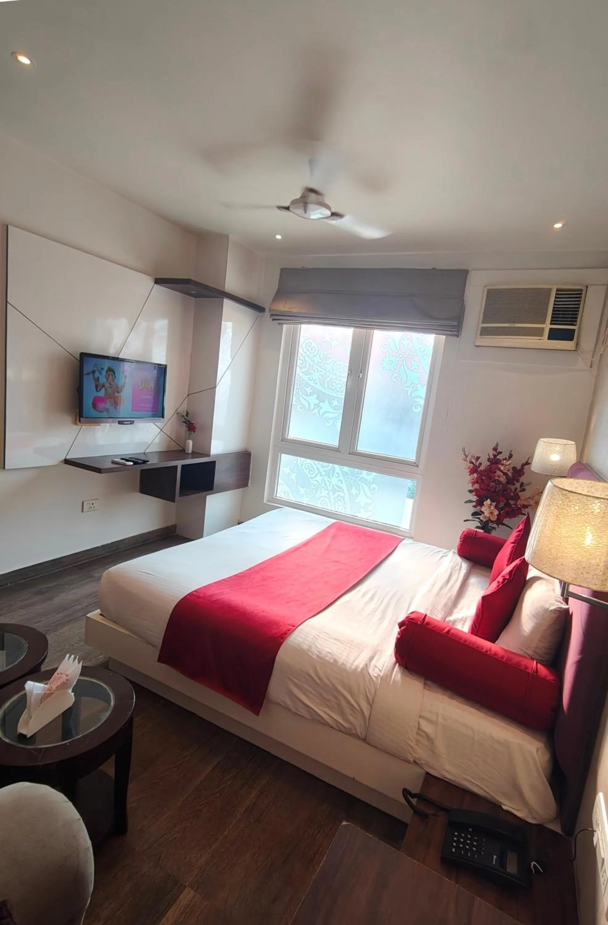Bed in Hotel Gurveer Royal