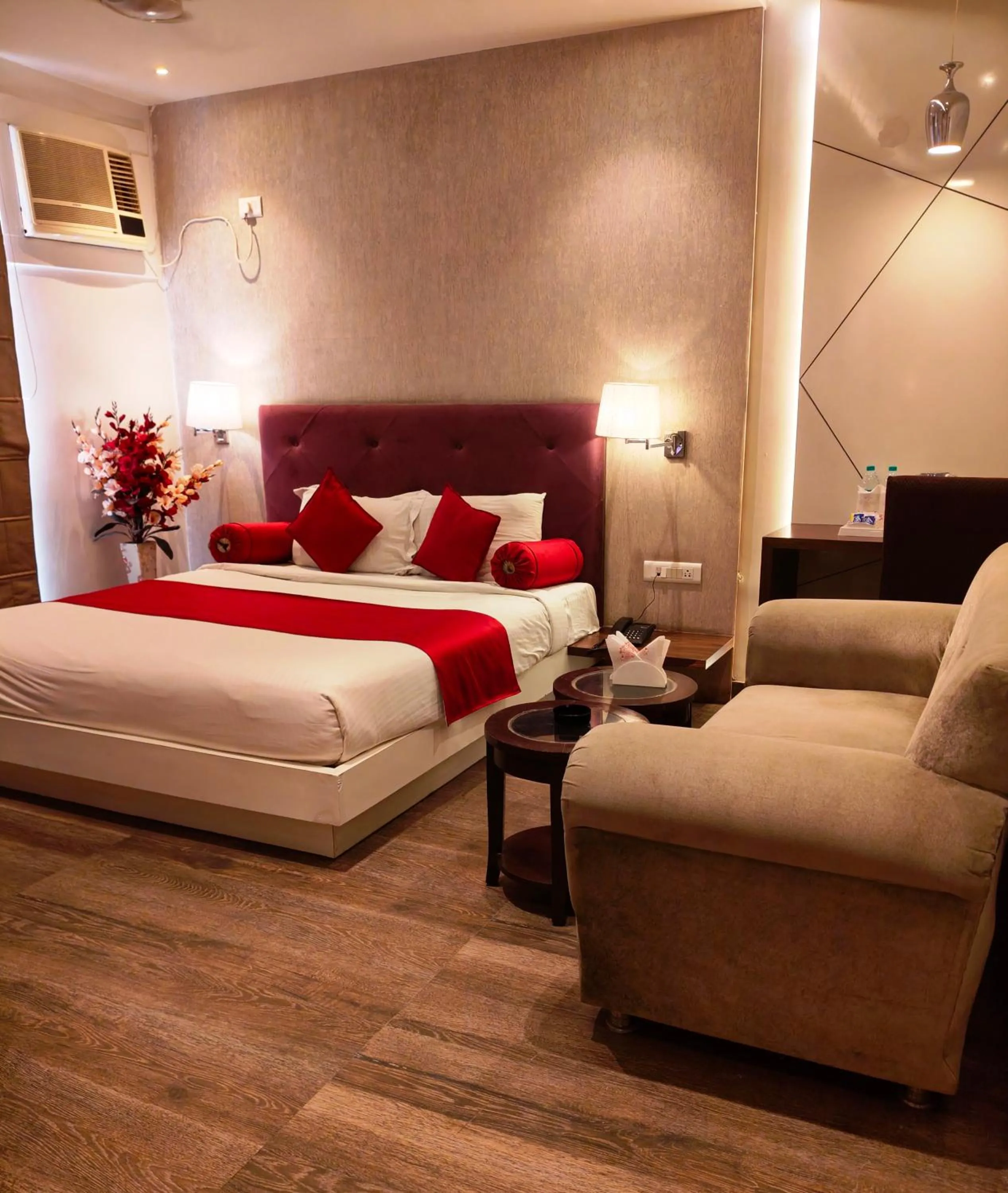 Bed in Hotel Gurveer Royal
