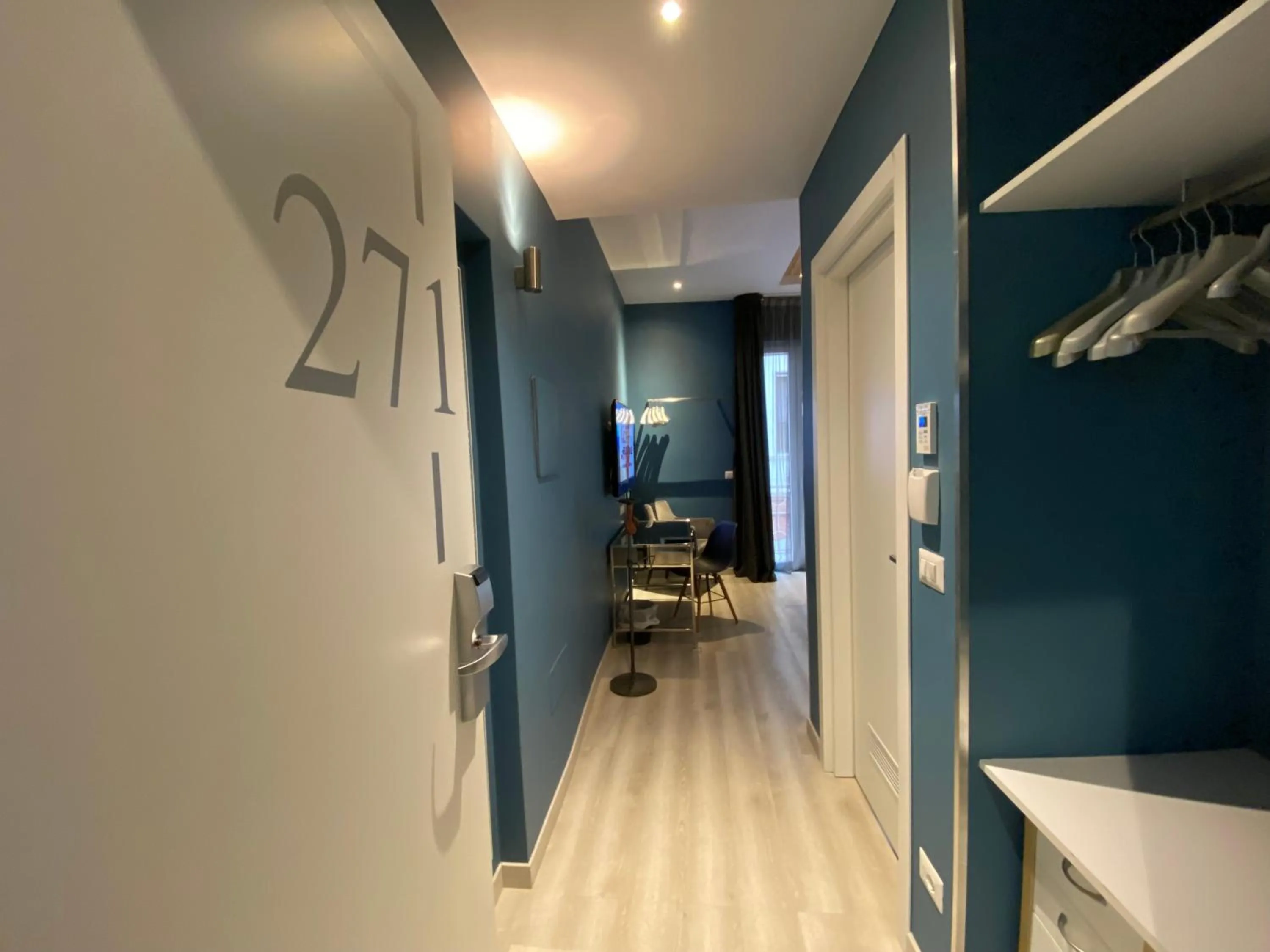 Facade/entrance in Residenze Romano Ristorante & SPA albergo diffuso - WHITE