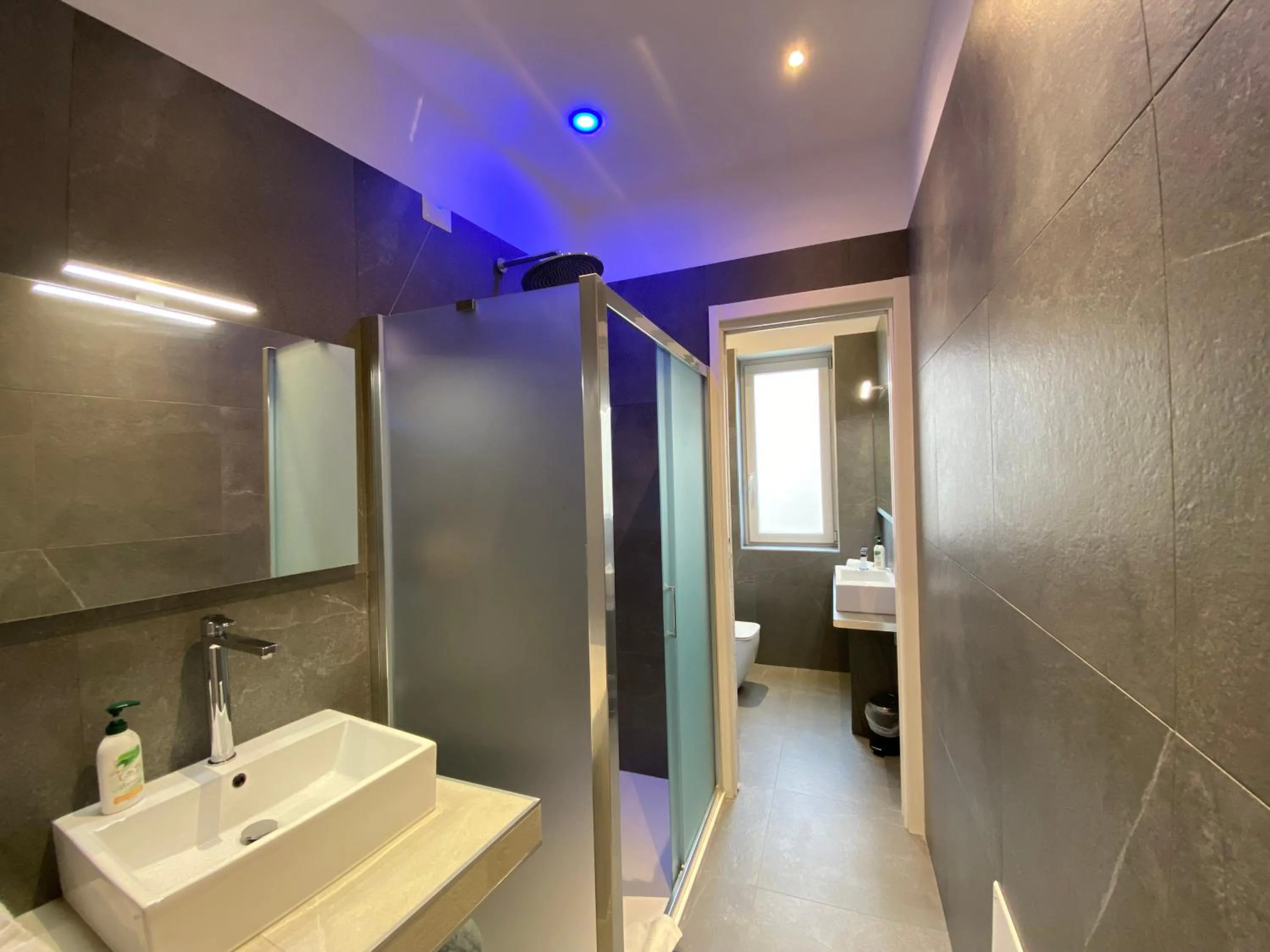 Shower in Residenze Romano Ristorante & SPA albergo diffuso - WHITE