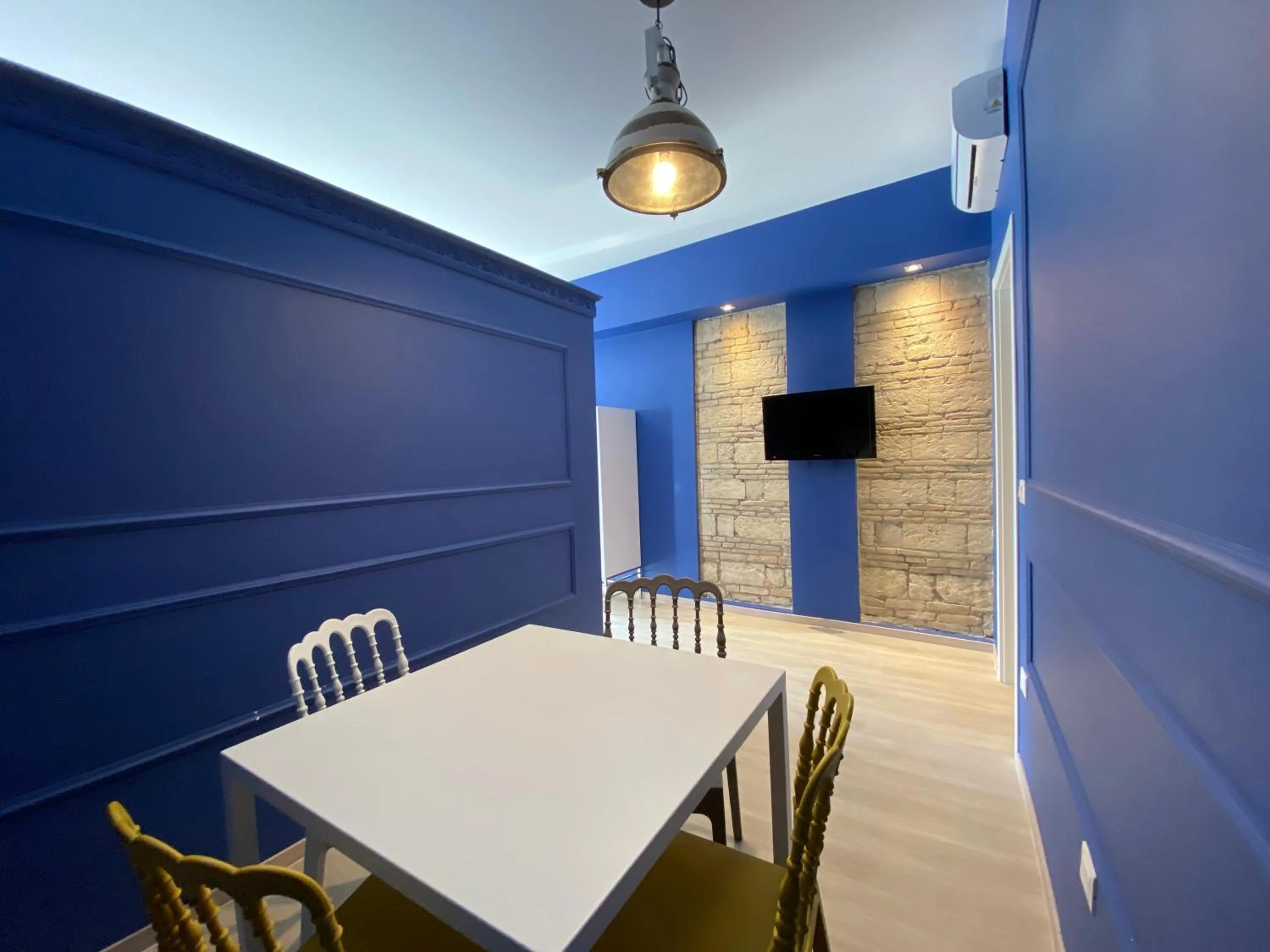 Dining area in Residenze Romano Ristorante & Spa - albergo diffuso - RED