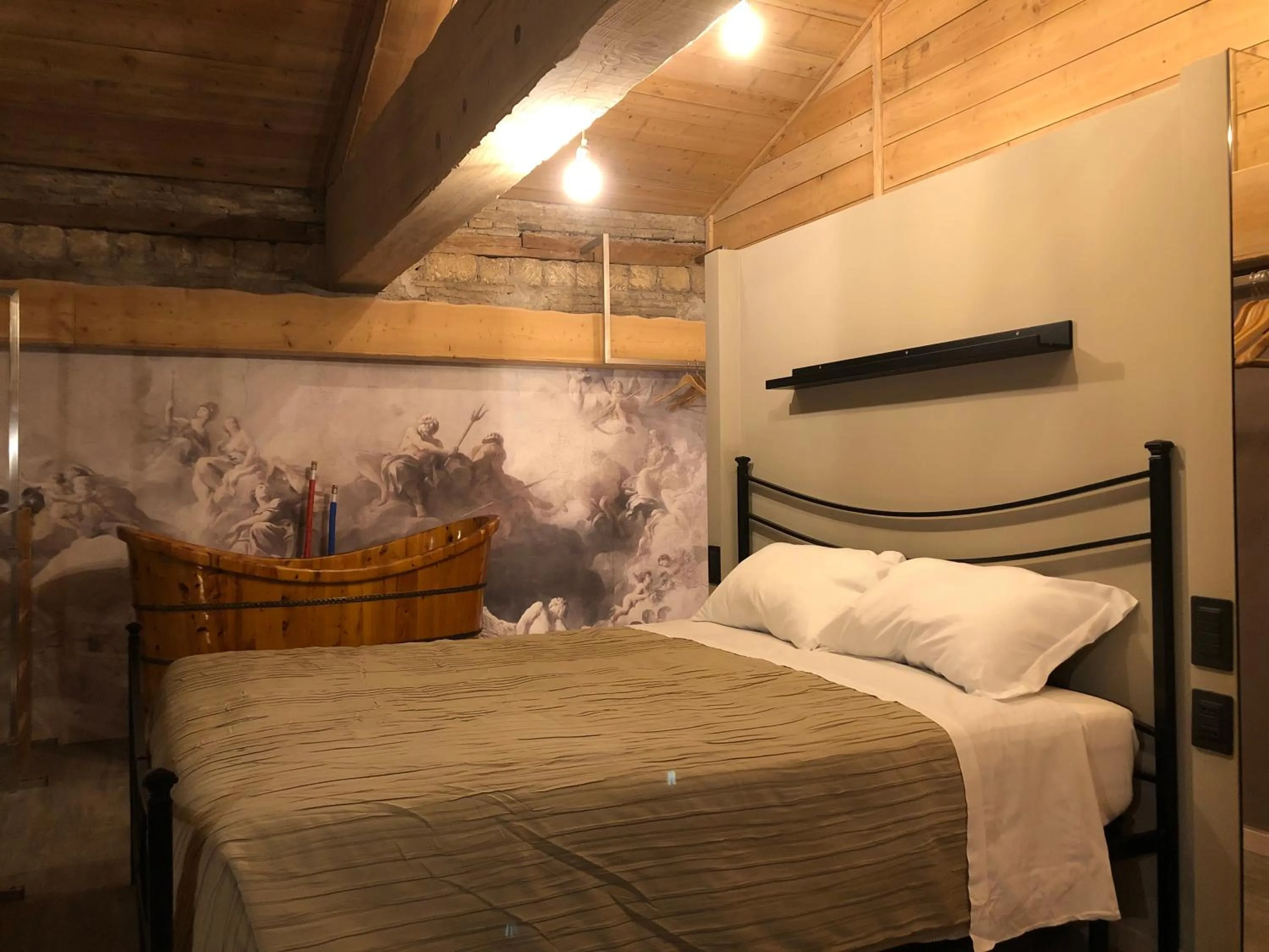 Bedroom, Bed in Residenze Romano Ristorante & Spa - albergo diffuso - RED