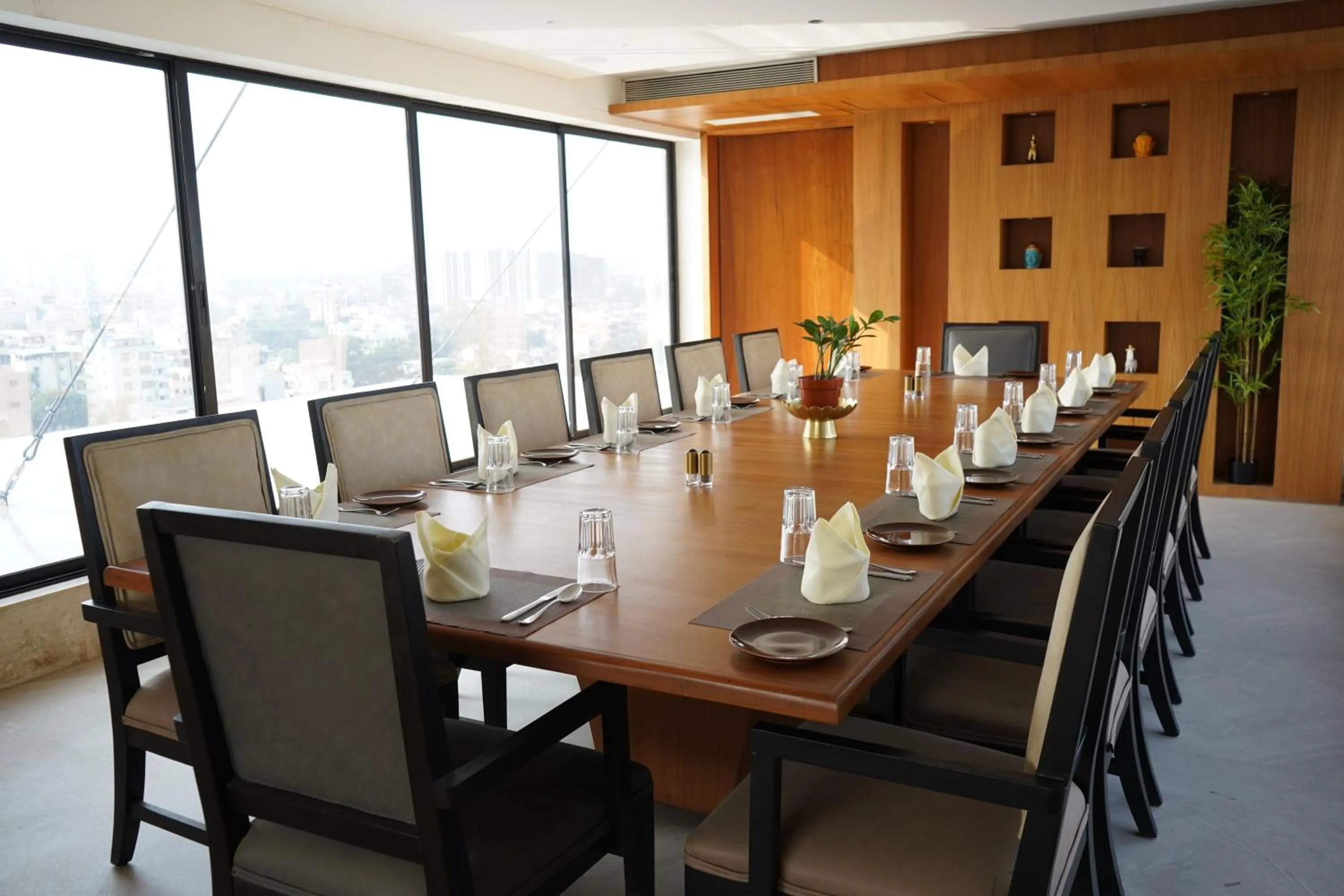 Meeting/conference room in Hilton Garden Inn Pune Hinjawadi