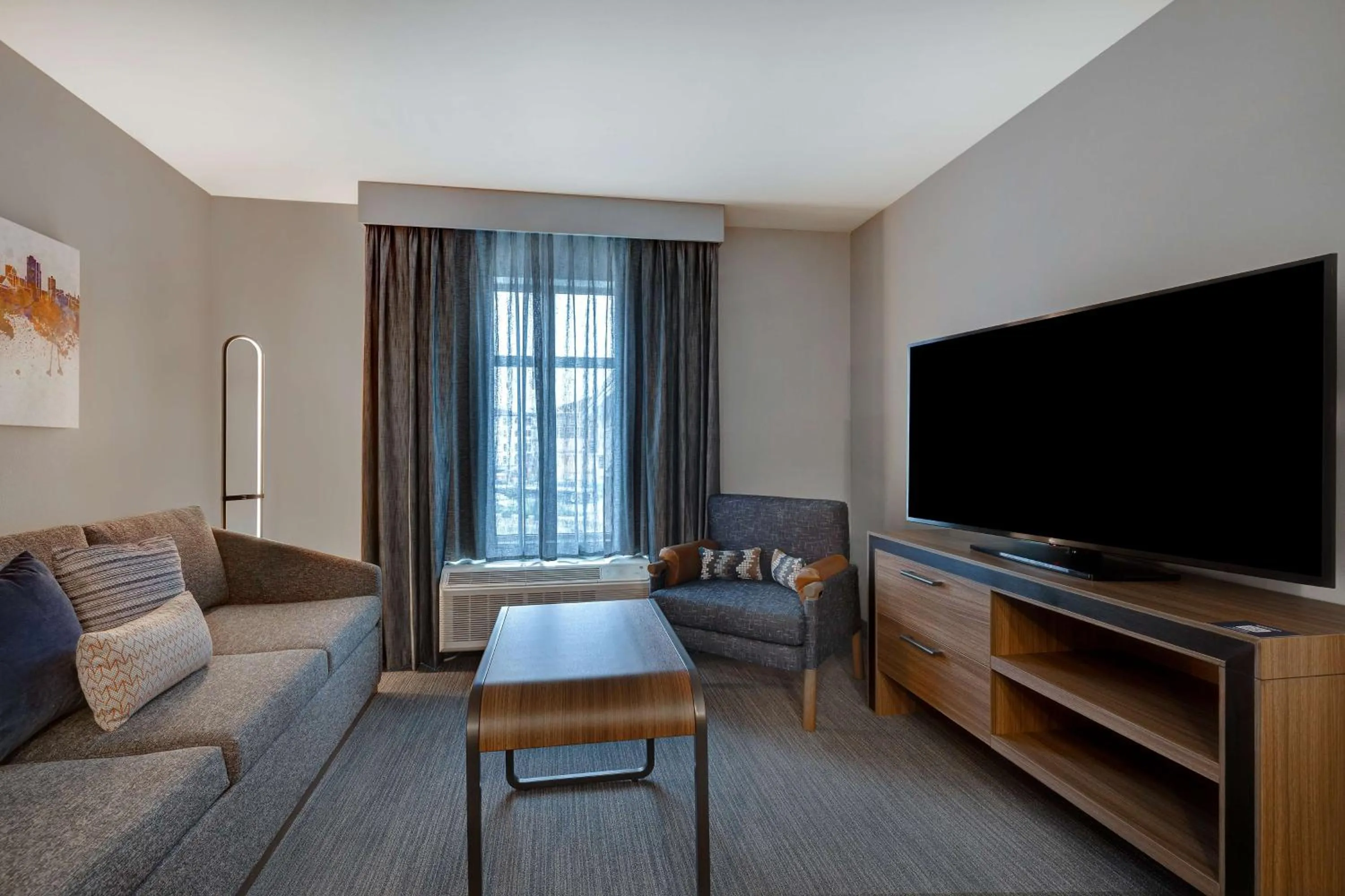 Living room in Homewood Suites By Hilton Oak Creek Milwaukee