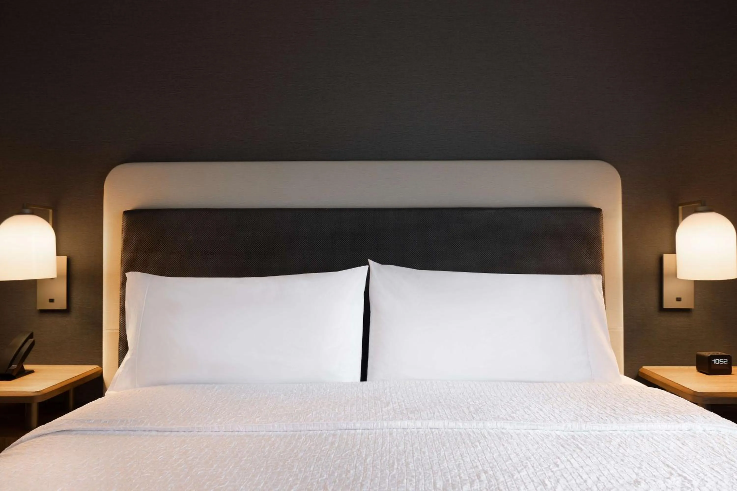 Bed in Homewood Suites By Hilton Oak Creek Milwaukee