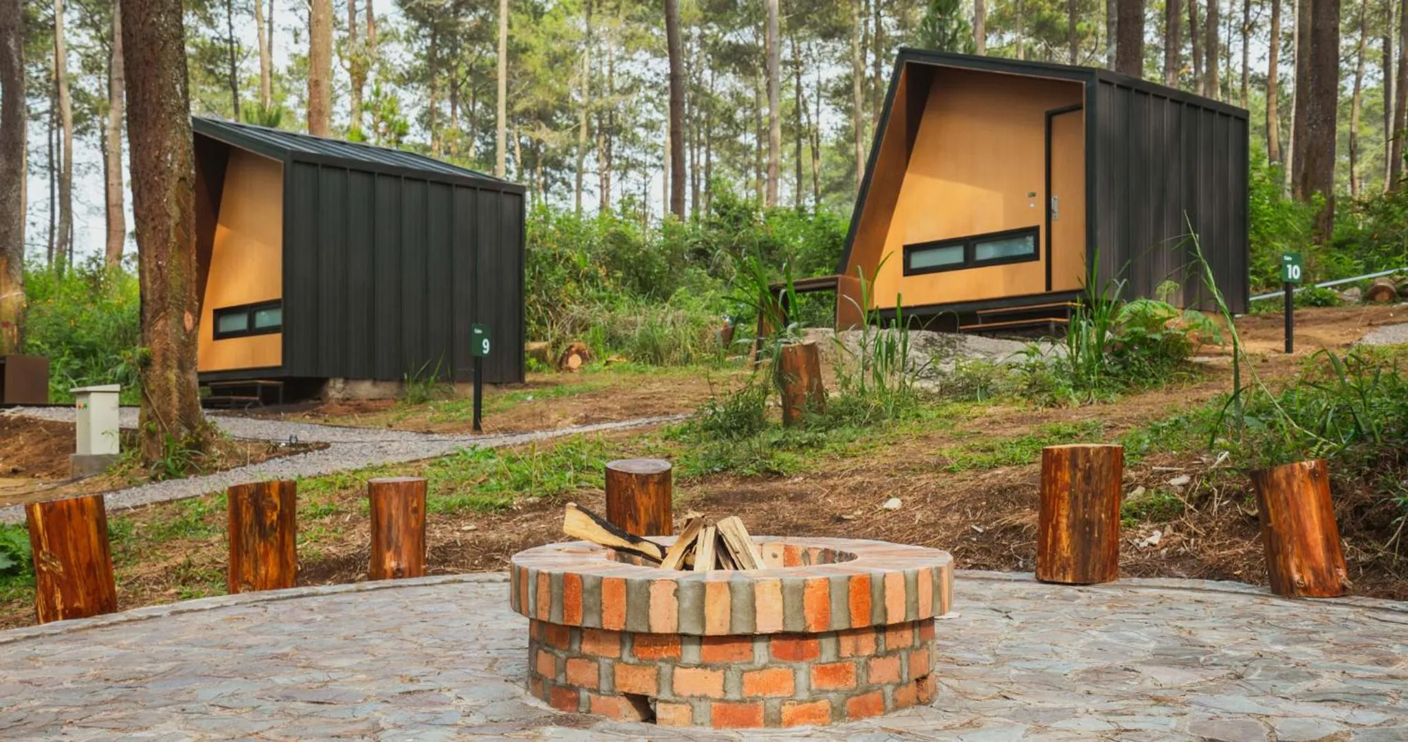 Bobocabin Cikole, Bandung