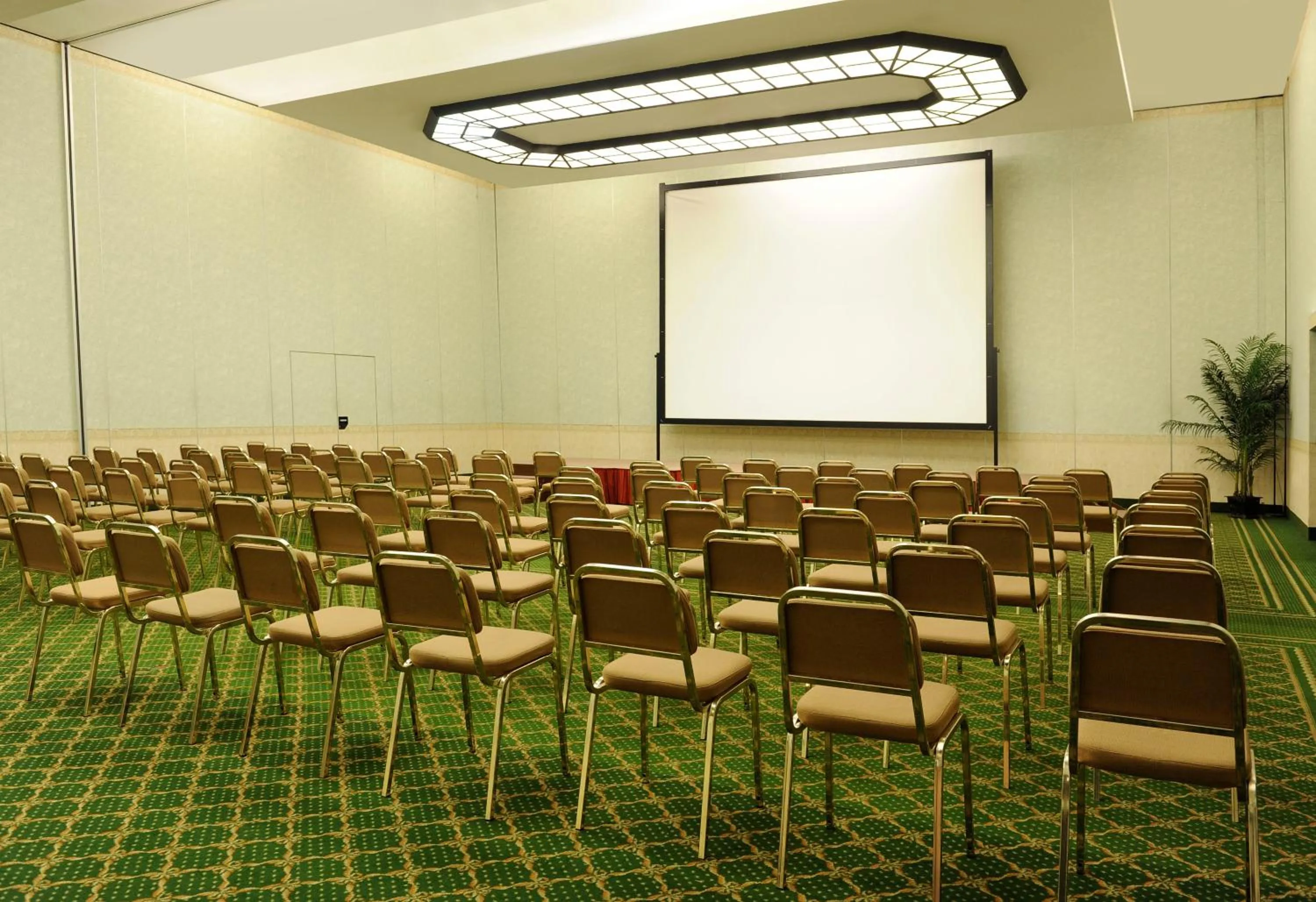 Business facilities in Tower Genova Airport - Hotel & Conference Center