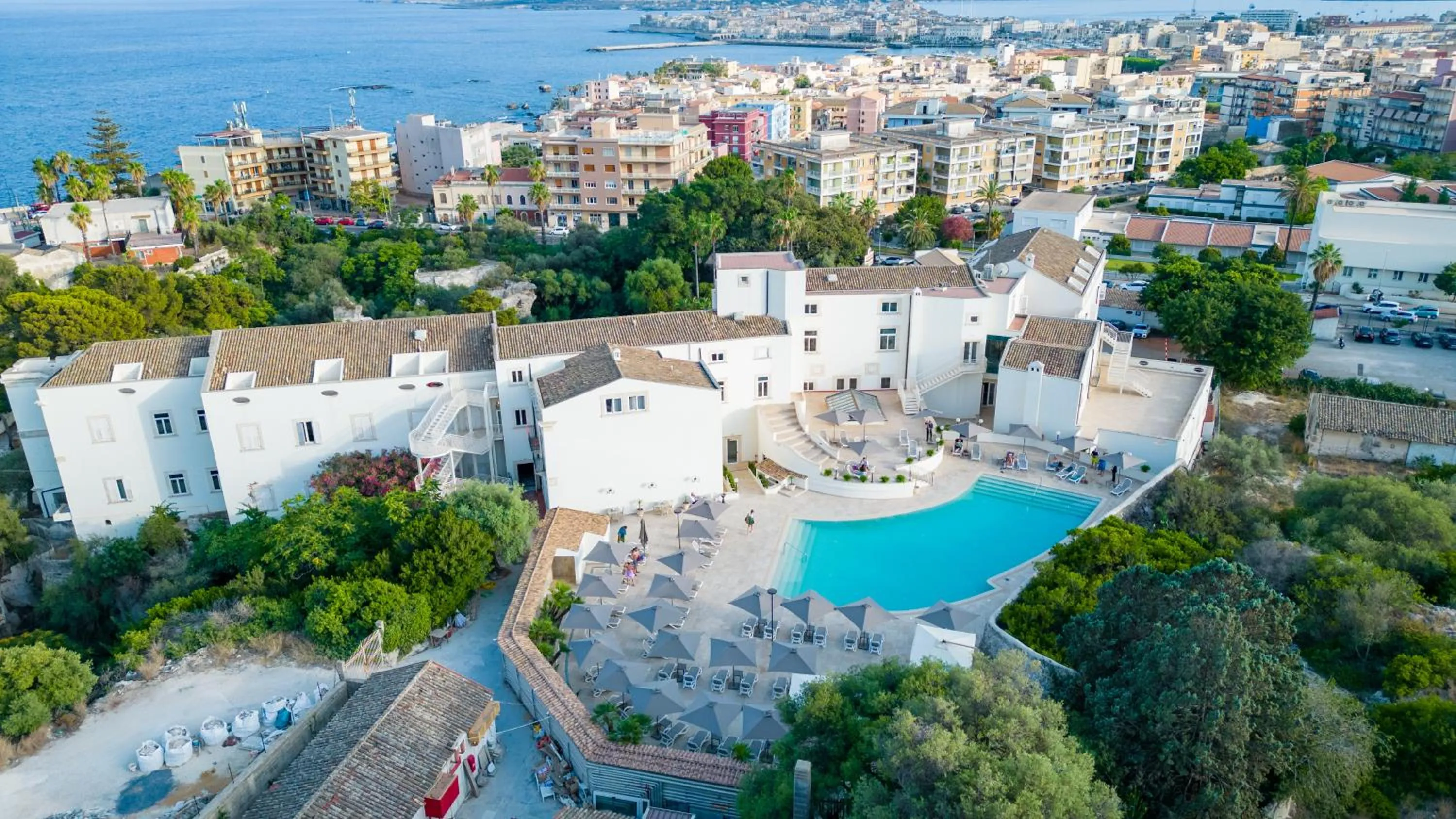 Swimming pool in Grand Hotel Villa Politi