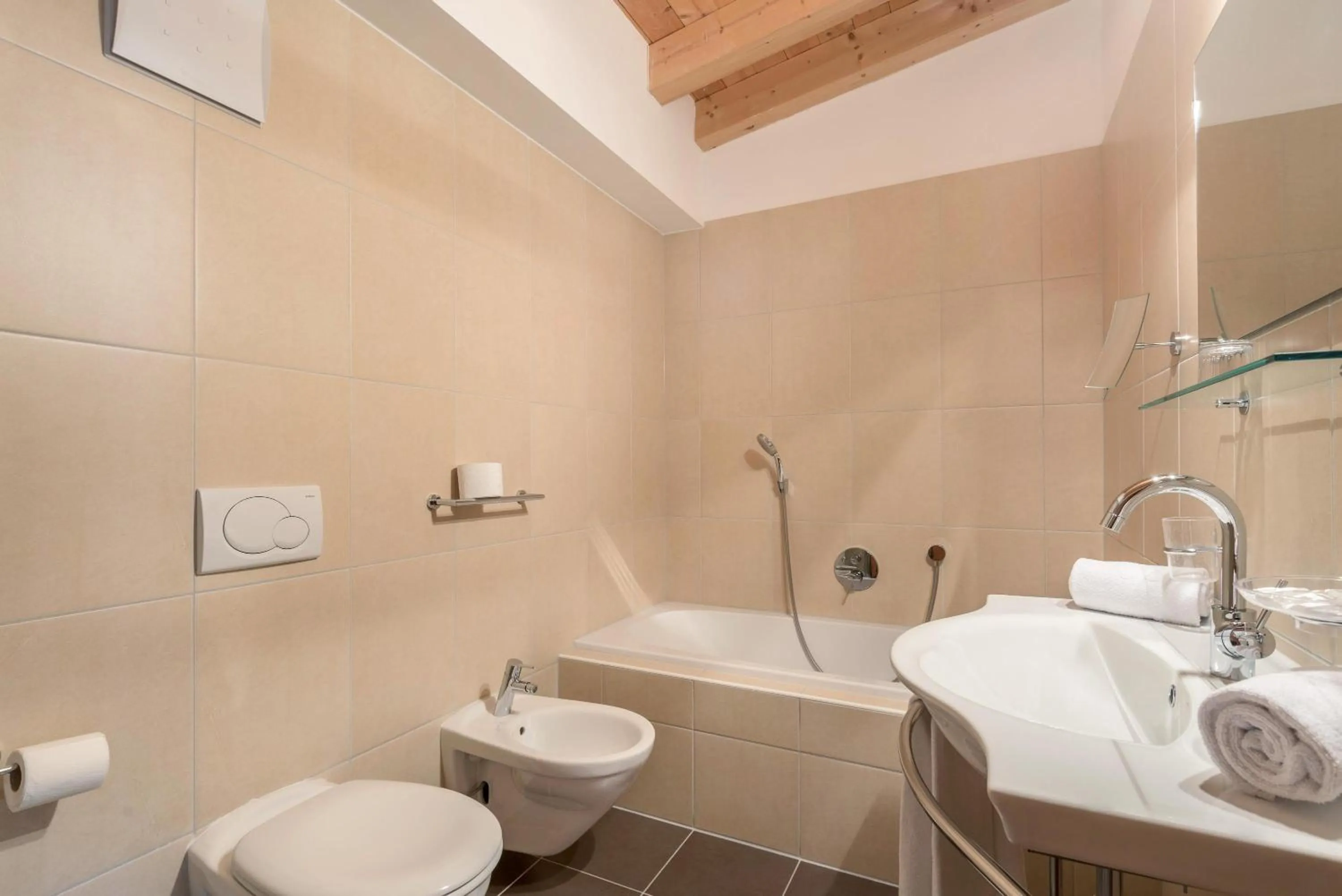 Bathroom in Ferienparadies Sabina Birke