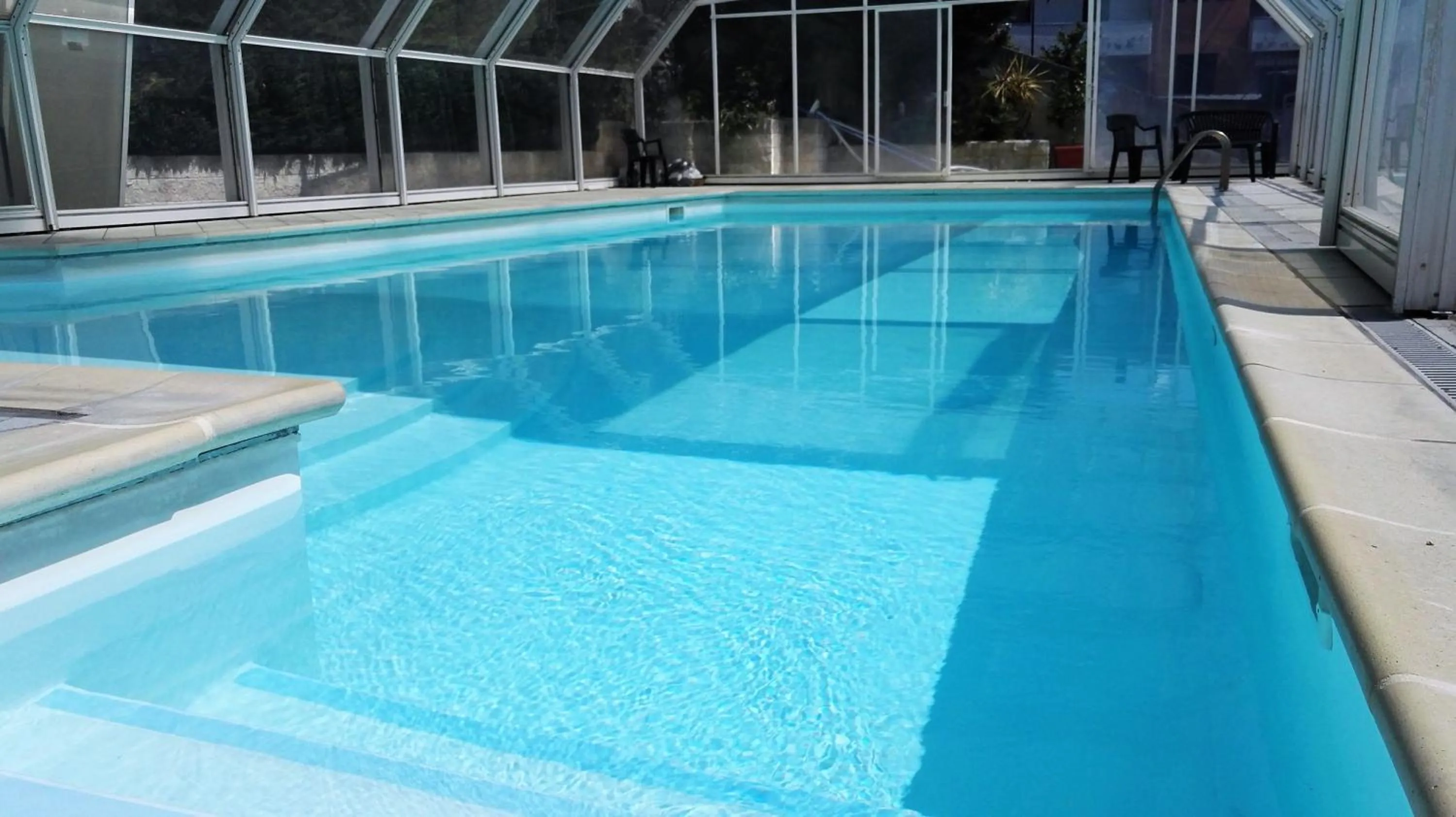 Swimming pool in Hotel Astoria