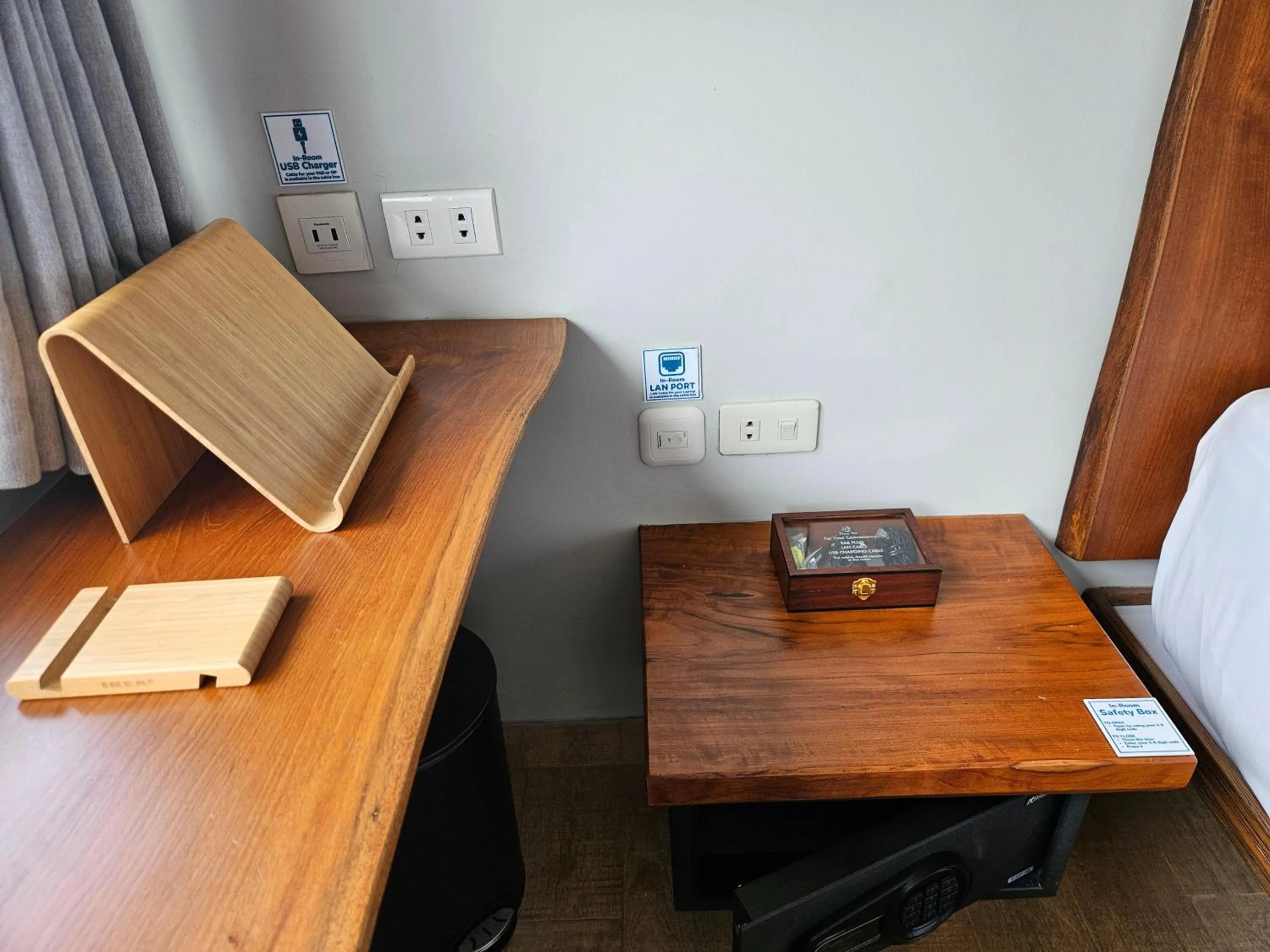 Bedroom in Damar Toba