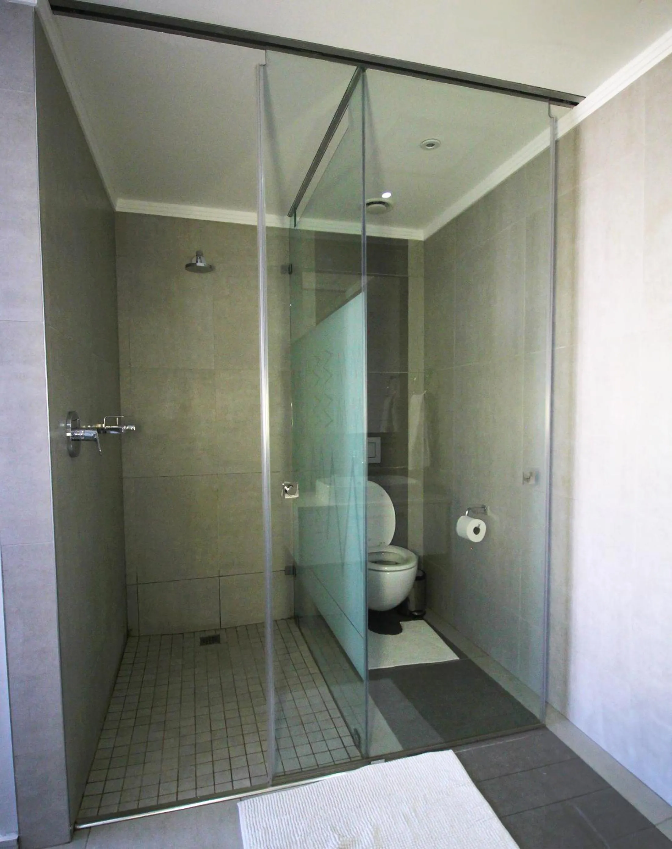 Bathroom in Sandton Smart Apartment Ten
