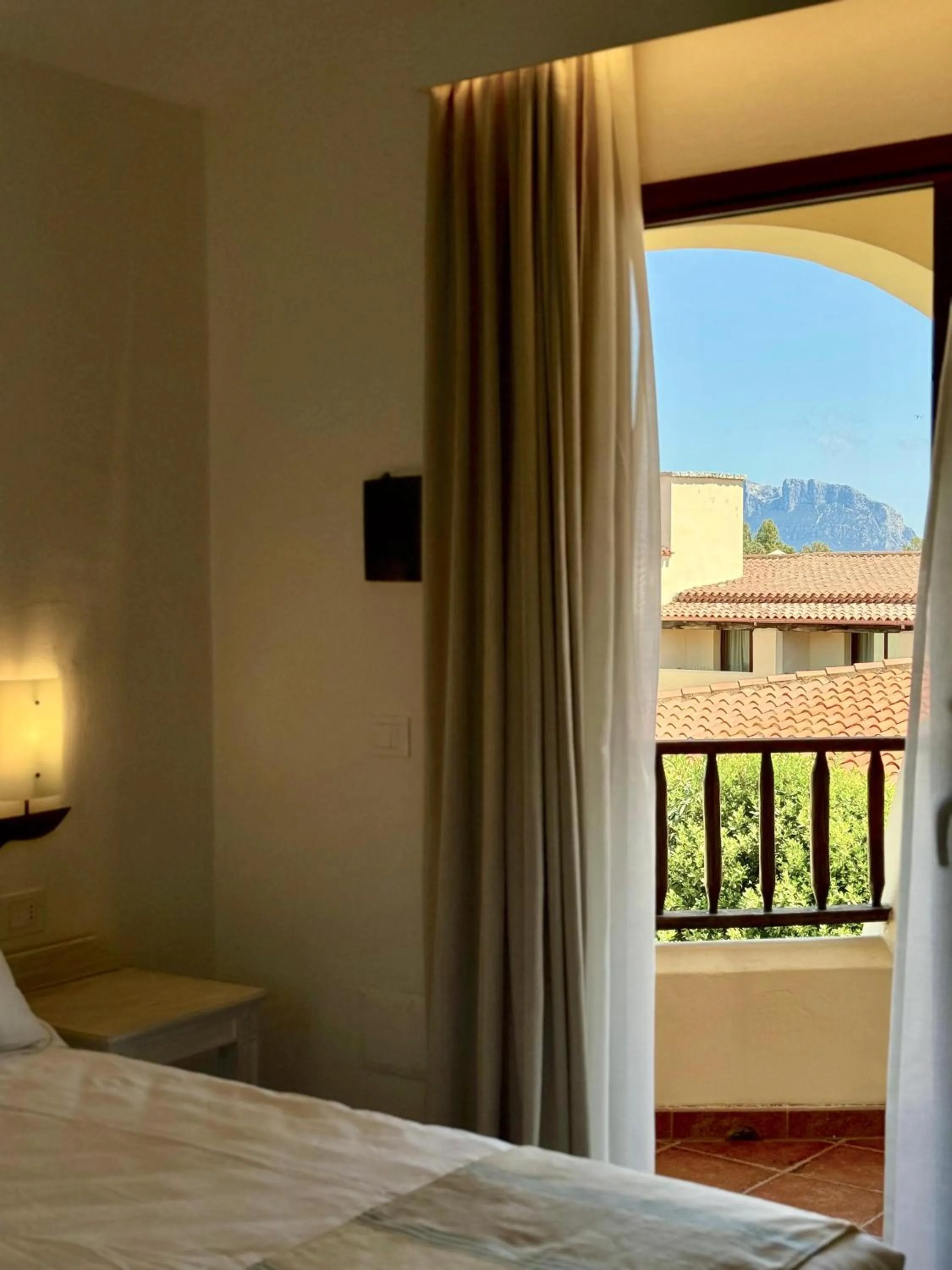 Bedroom, Bed in Hotel Sa Pedra