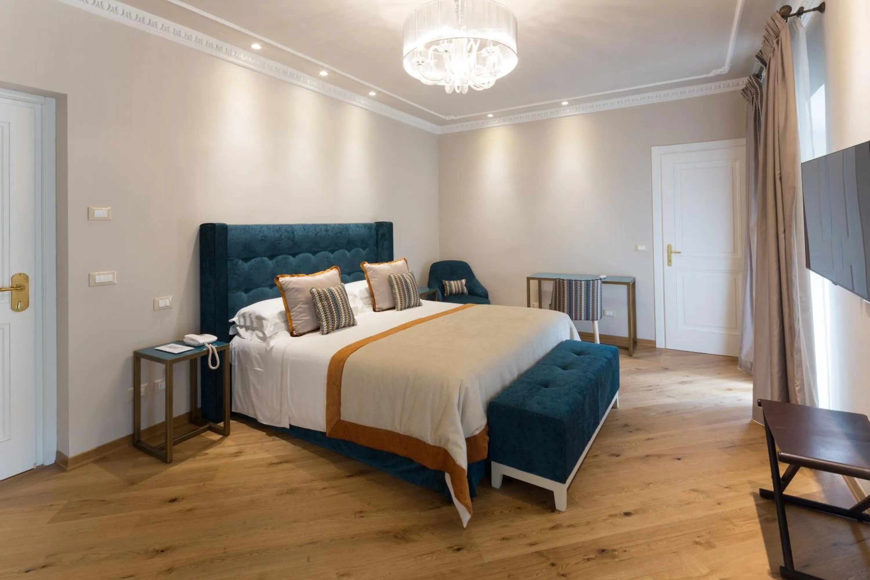 Bedroom, Bed in Imperiale Palace Hotel